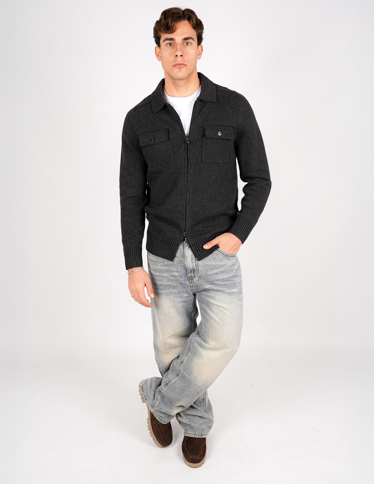 cardigan in maglia con tasche