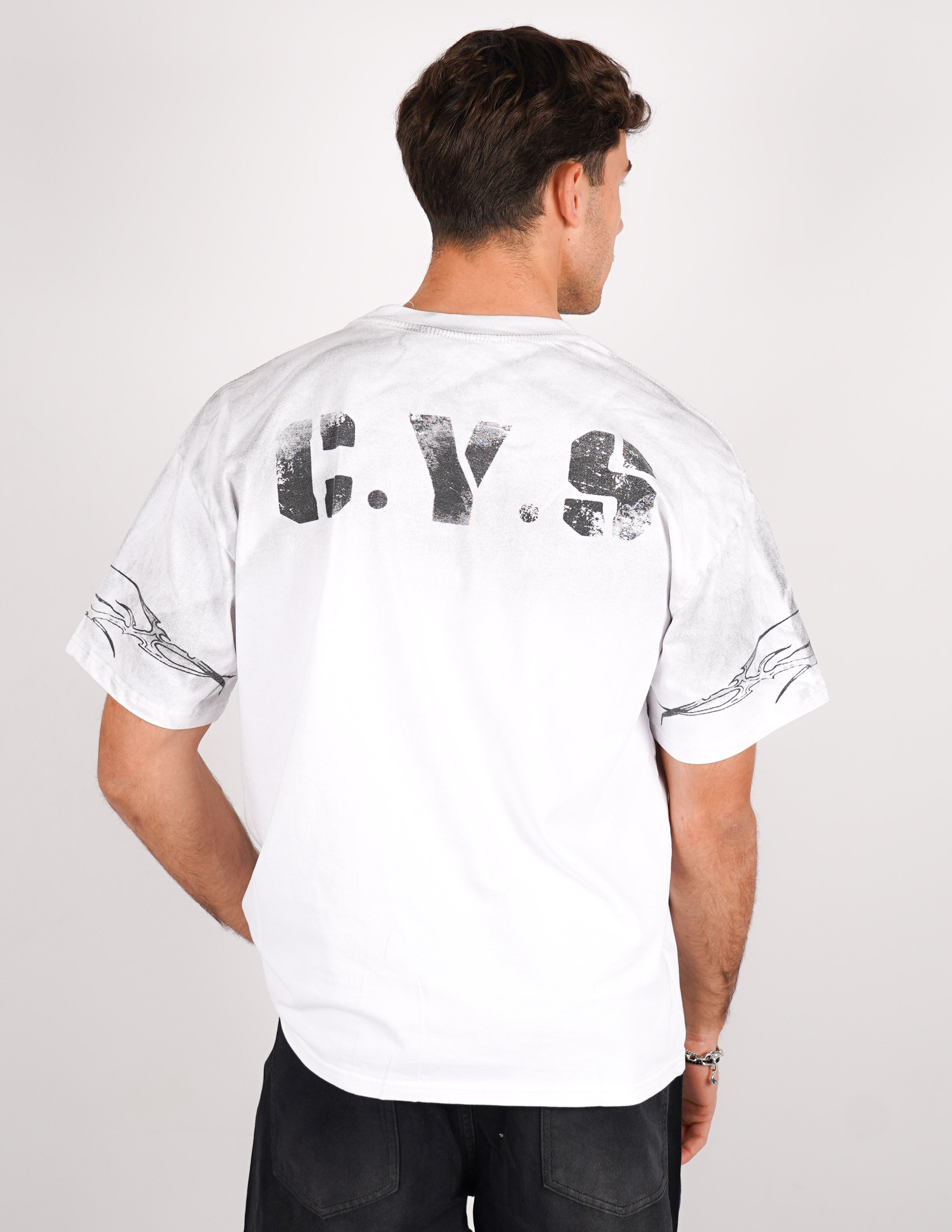 t-shirt slavata con numero