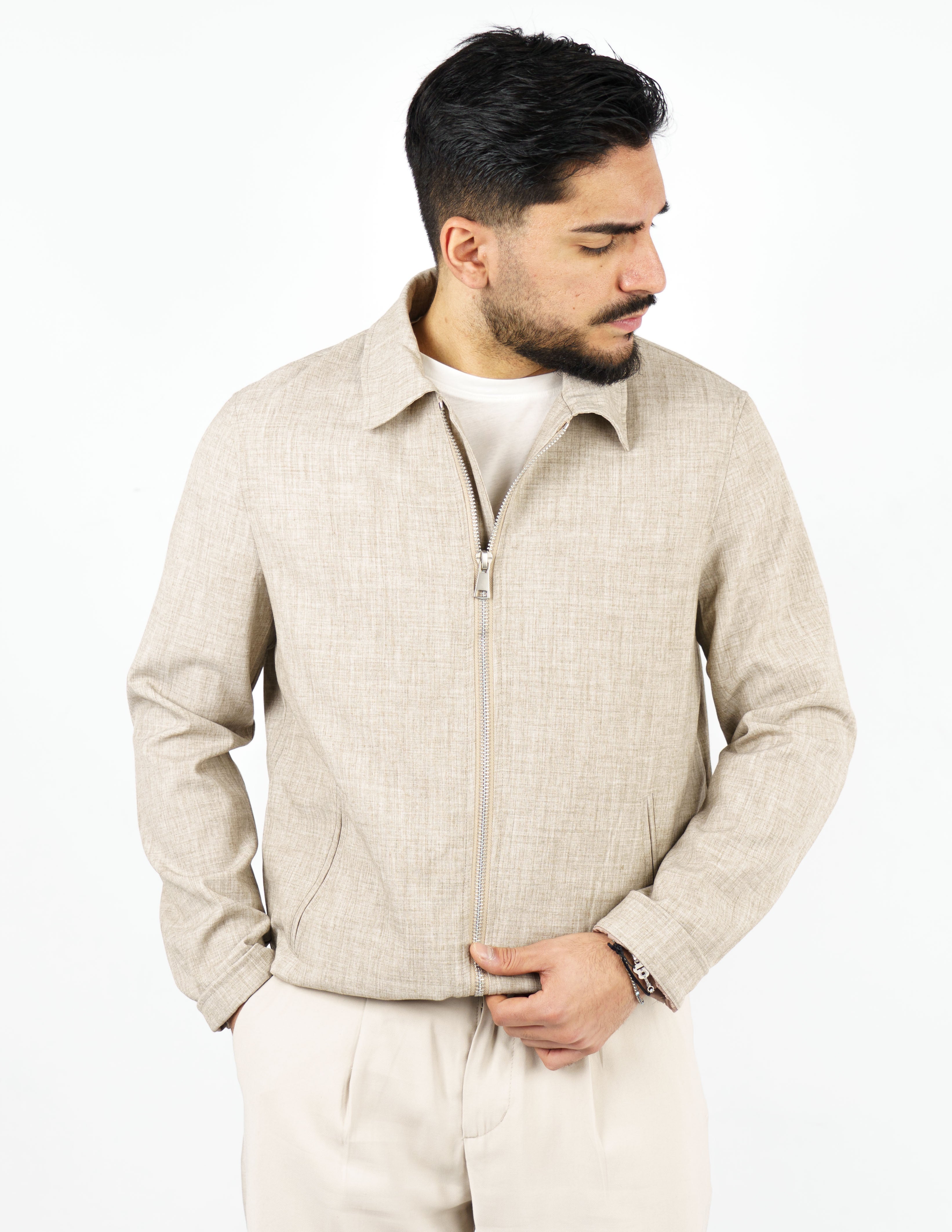 giubbino leggero con collo
