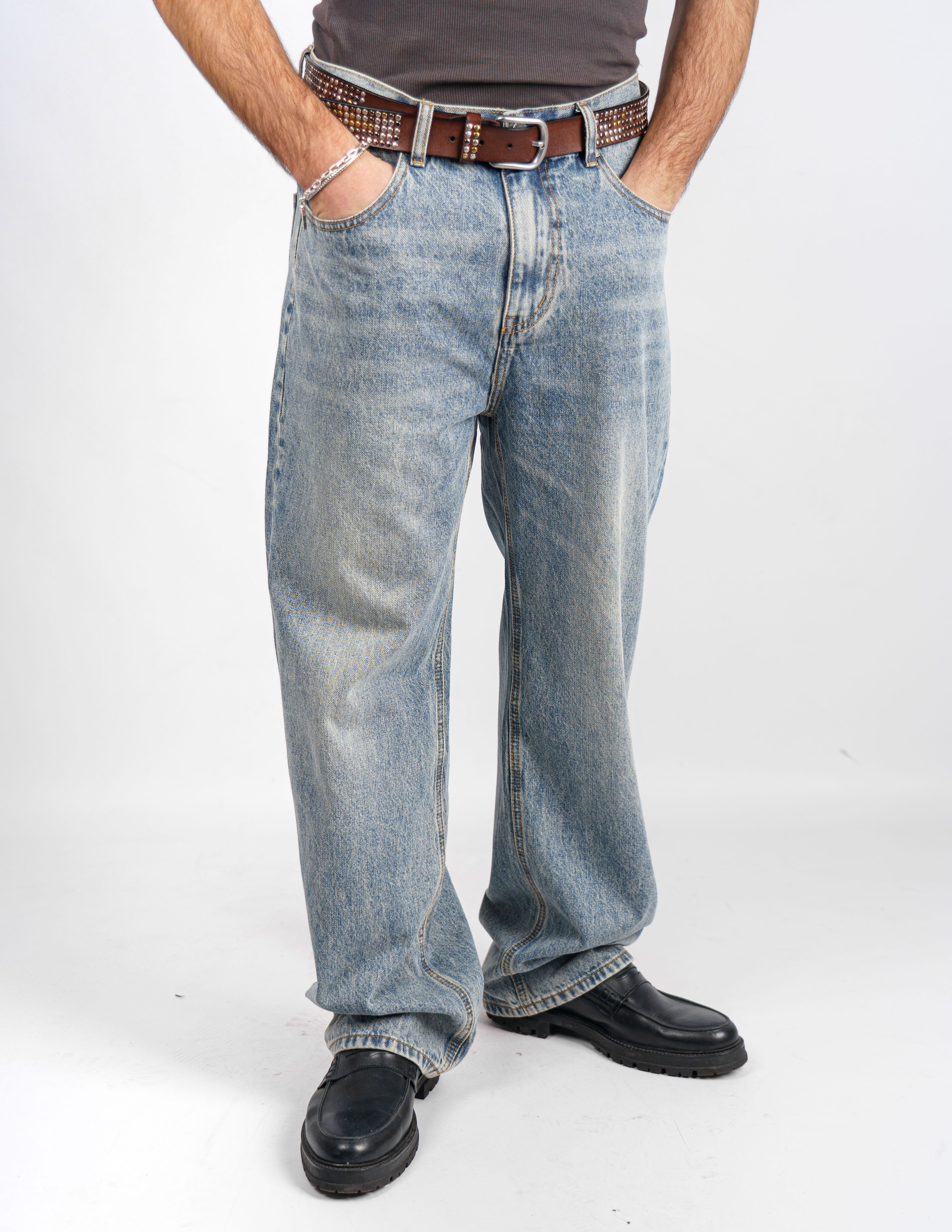 jeans baggy effetto sabbia