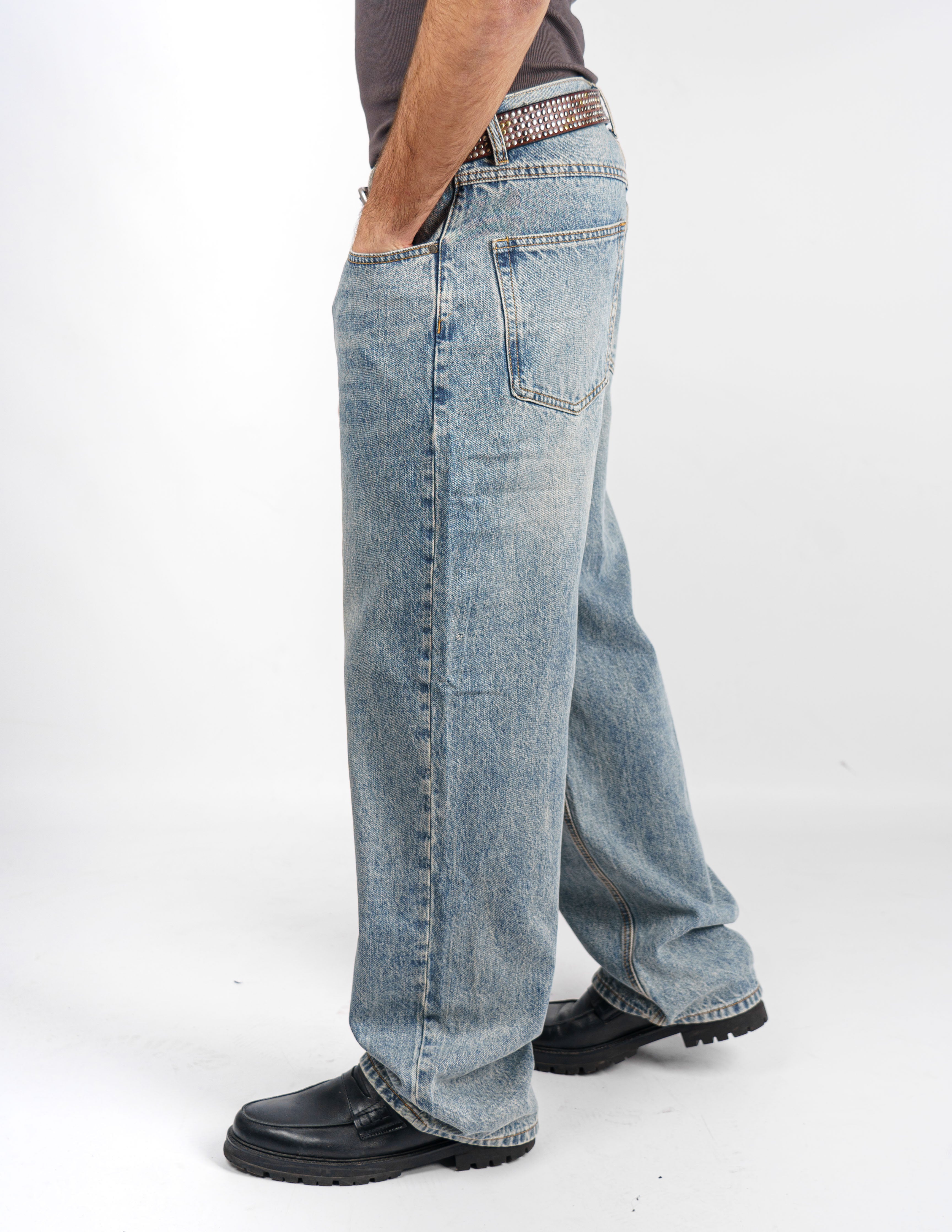 jeans baggy effetto sabbia