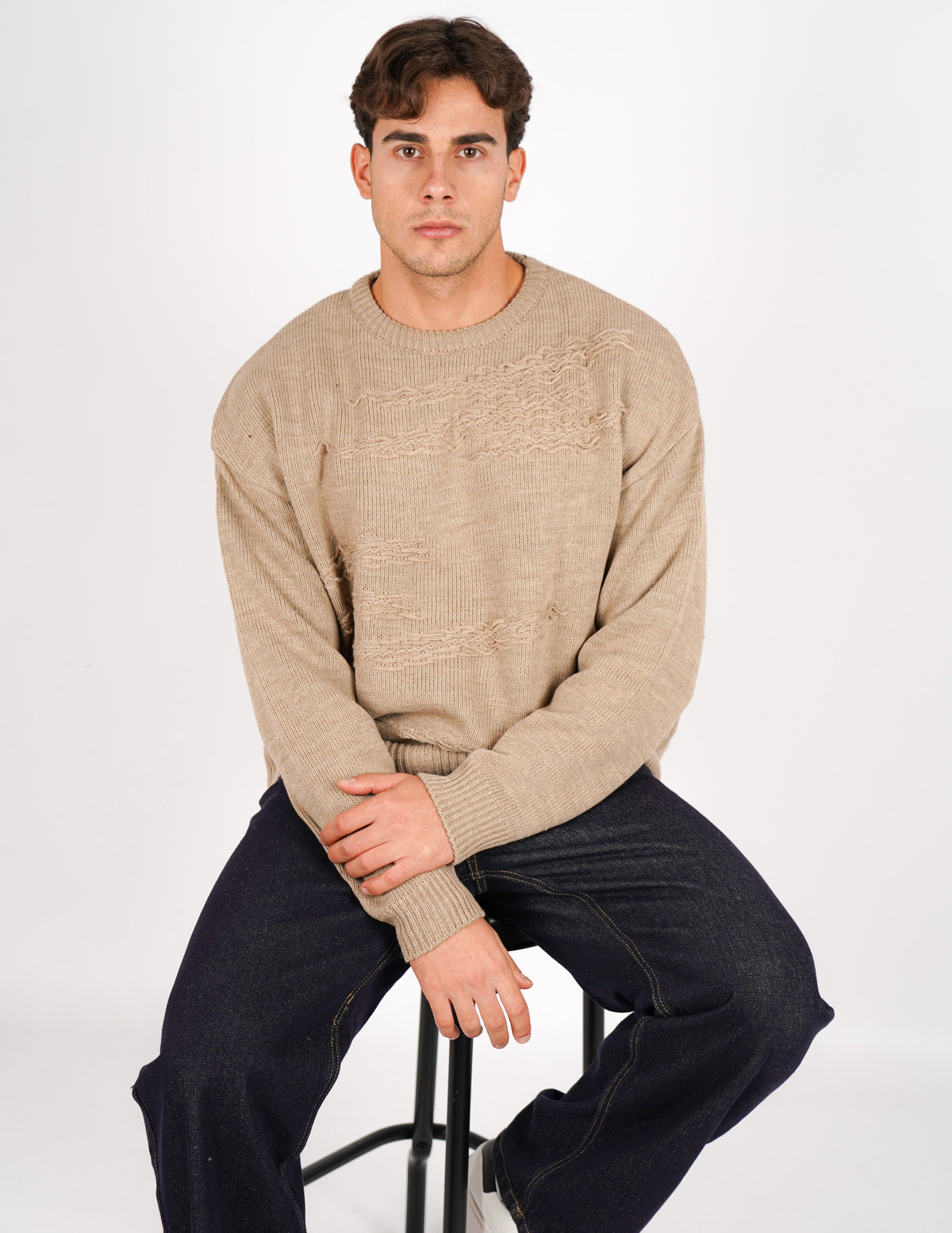 maglione crop con abrasioni