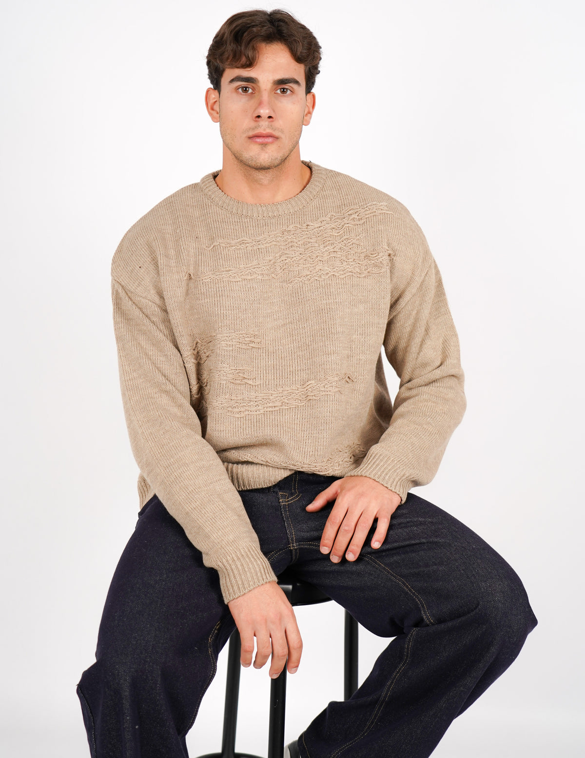 maglione crop con abrasioni