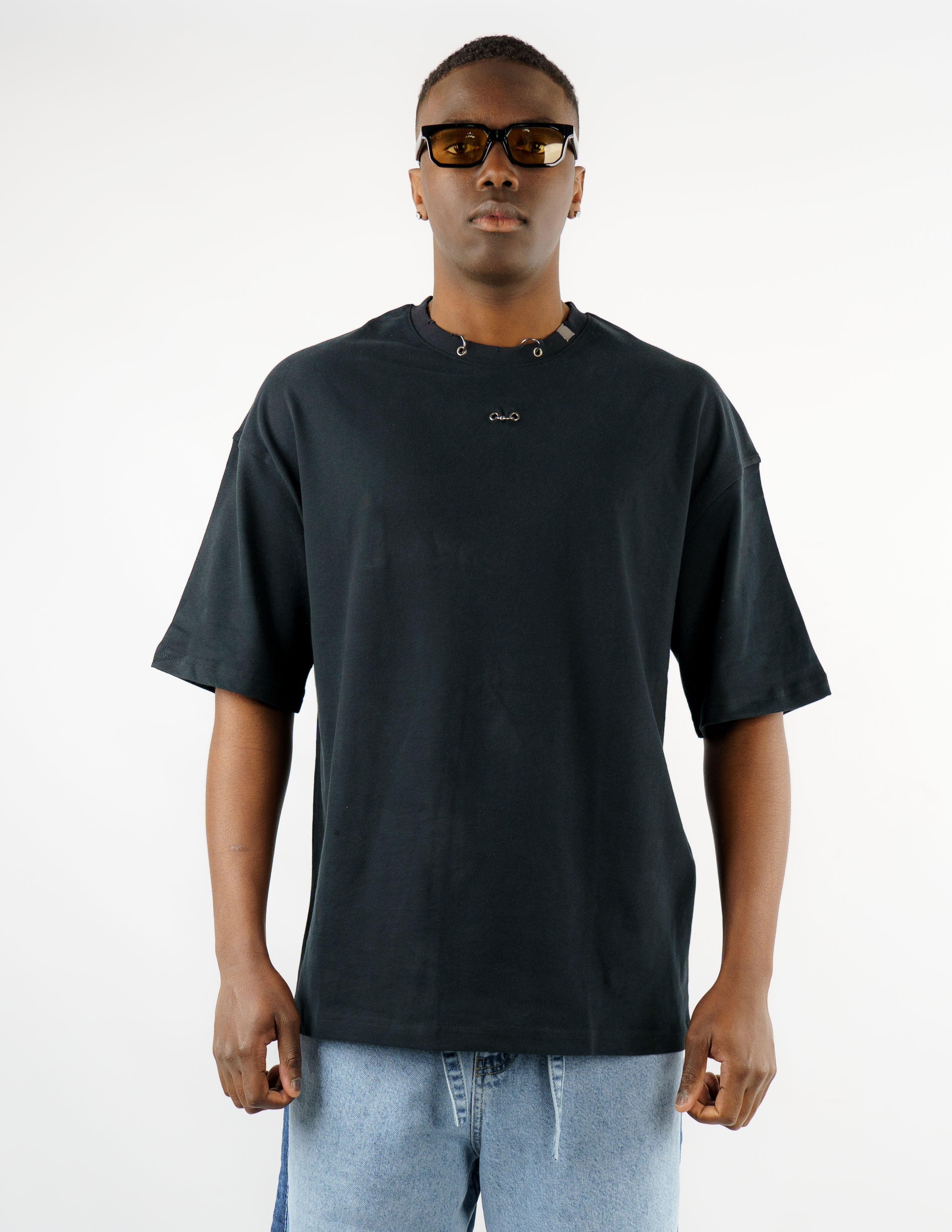 t-shirt over slavata con dettaglio