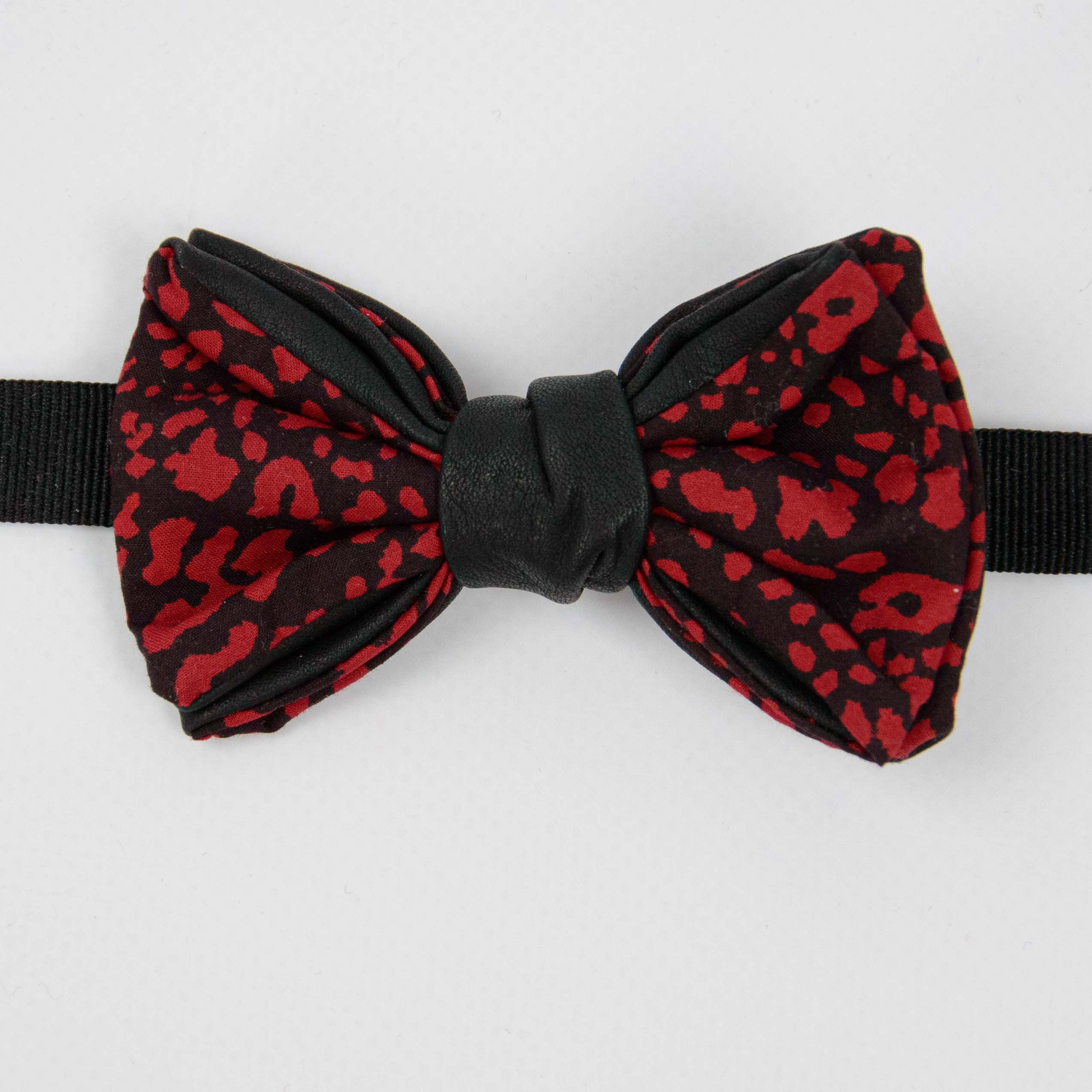 papillon uomo con fantasia rossa