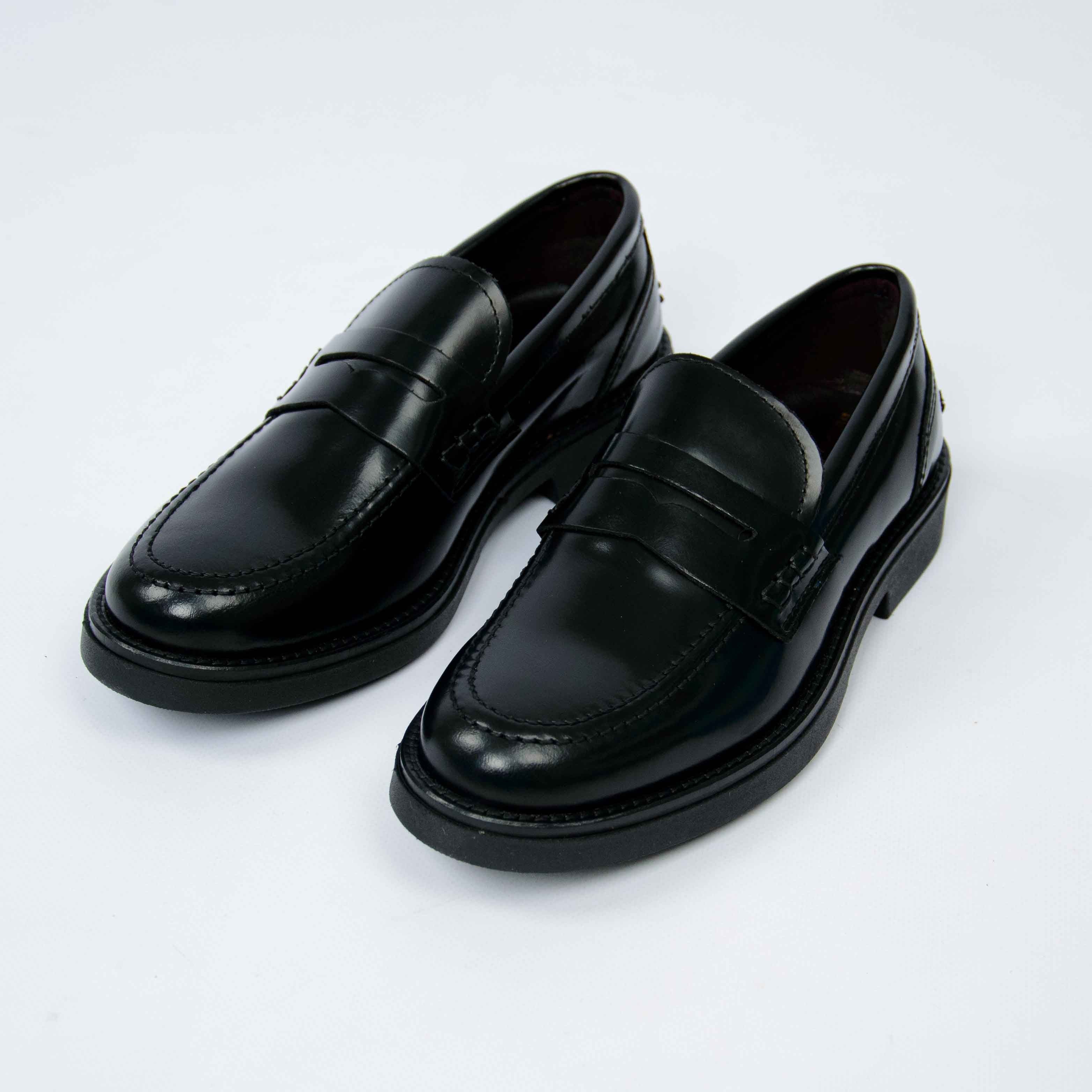 mocassino uomo classico lucido in pelle