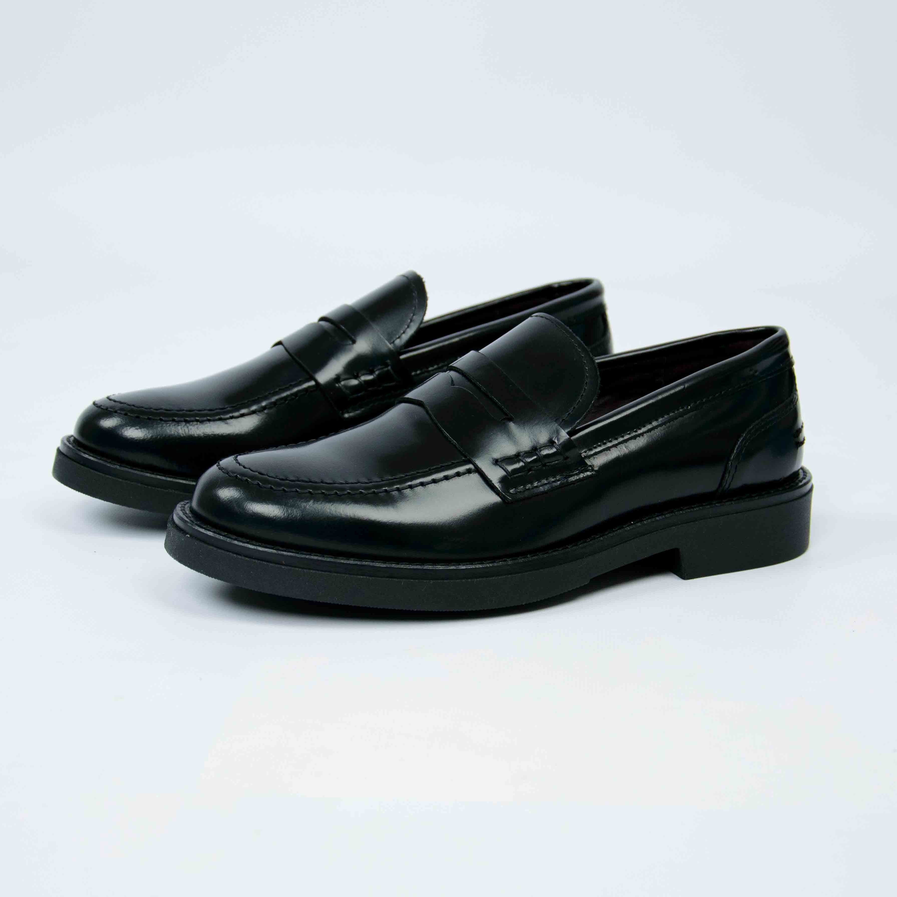 mocassino uomo classico lucido in pelle