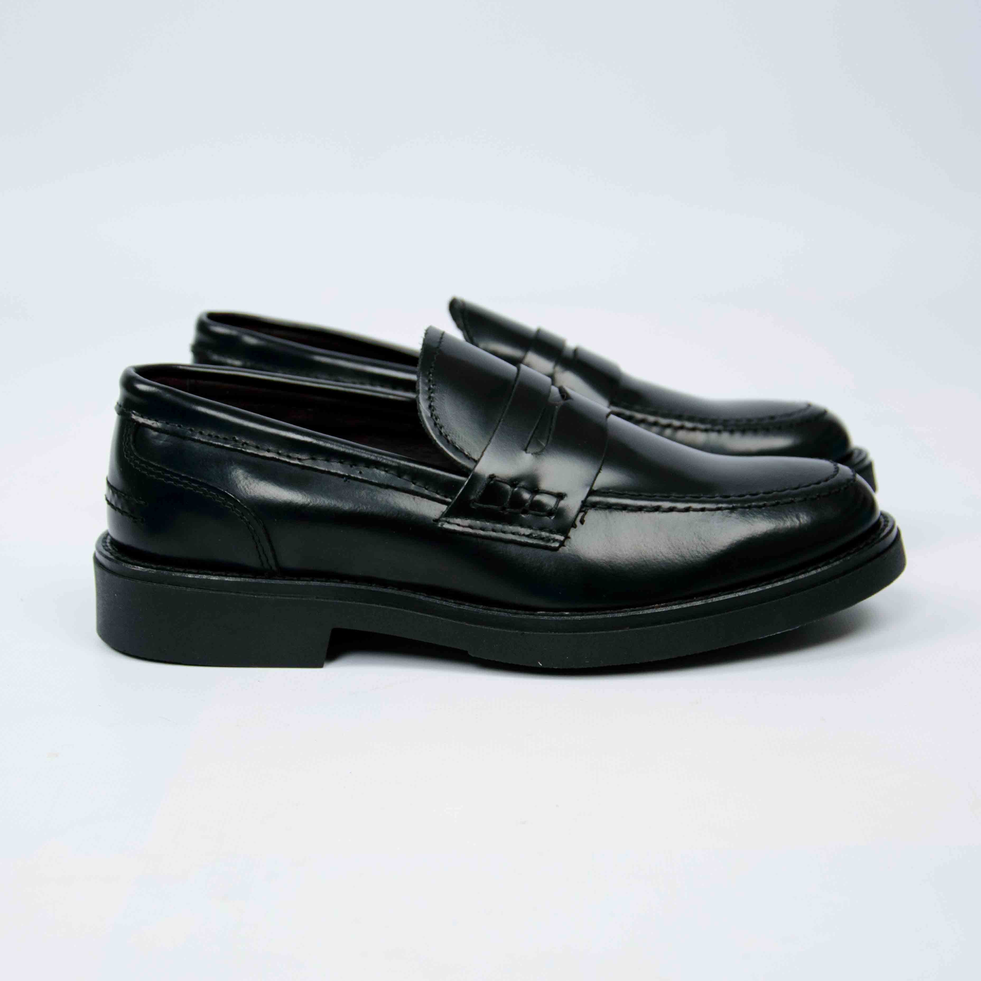 mocassino uomo classico lucido in pelle