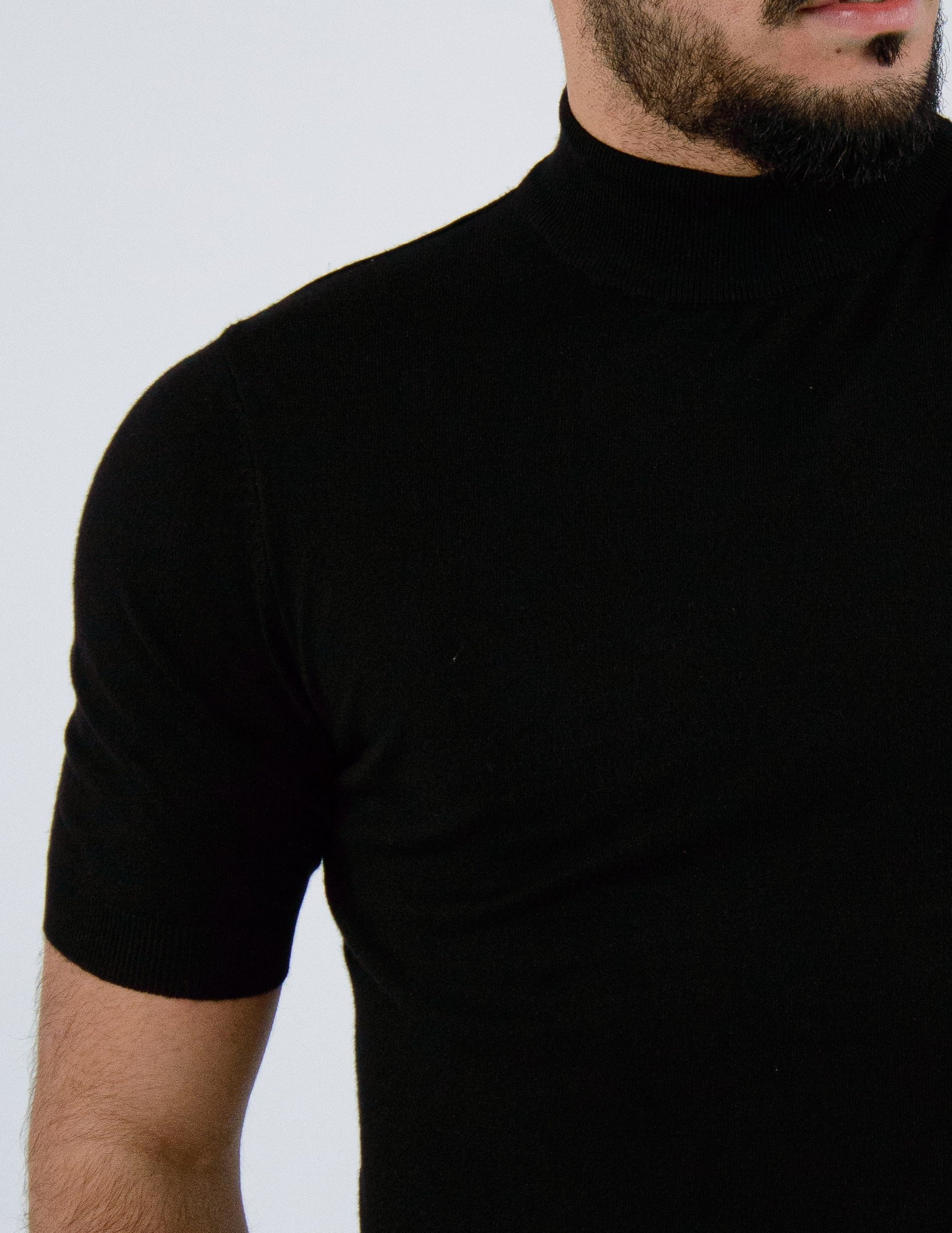 t-shirt uomo mezzo collo manica corta in filo
