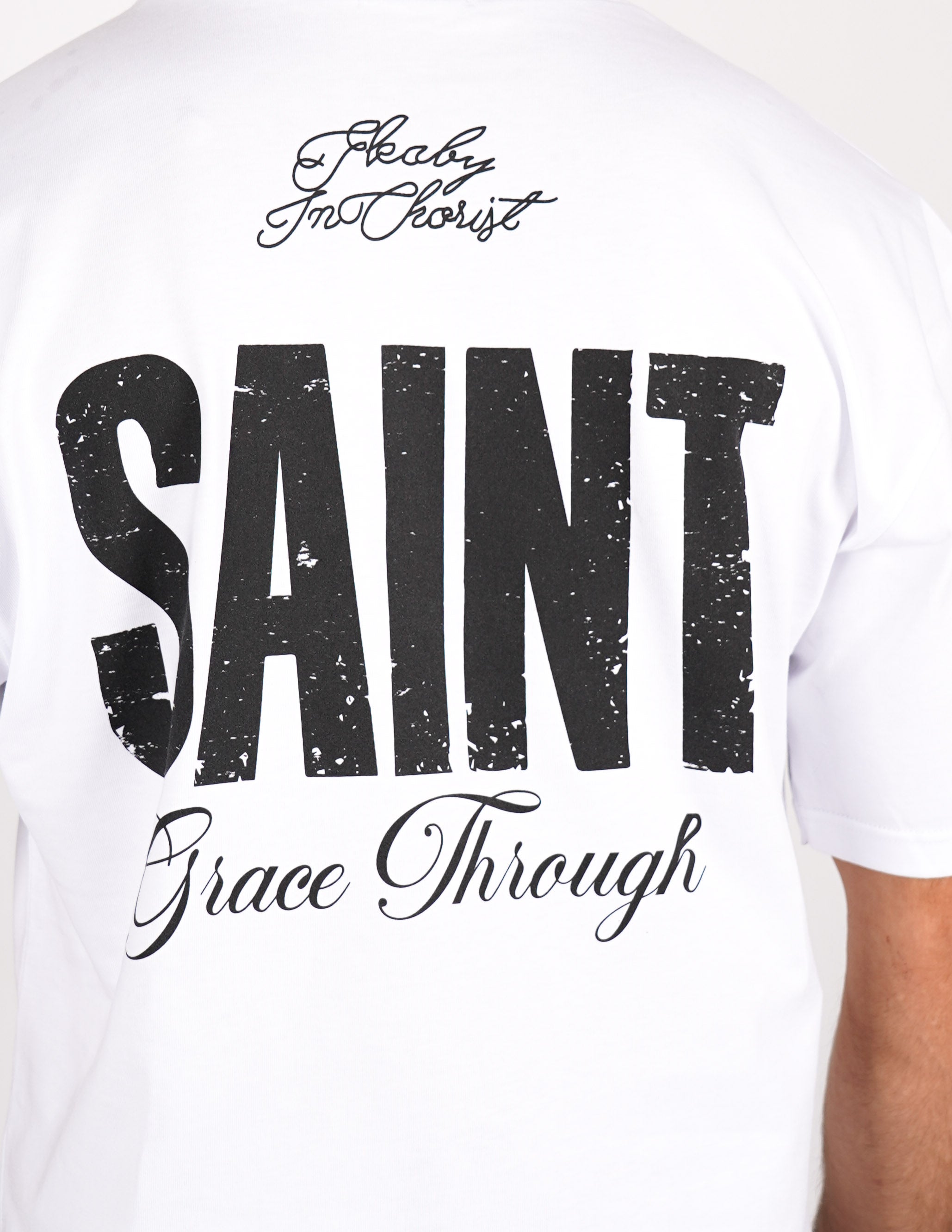 T-SHIRT "SAINT" STAMPA SUL RETRO