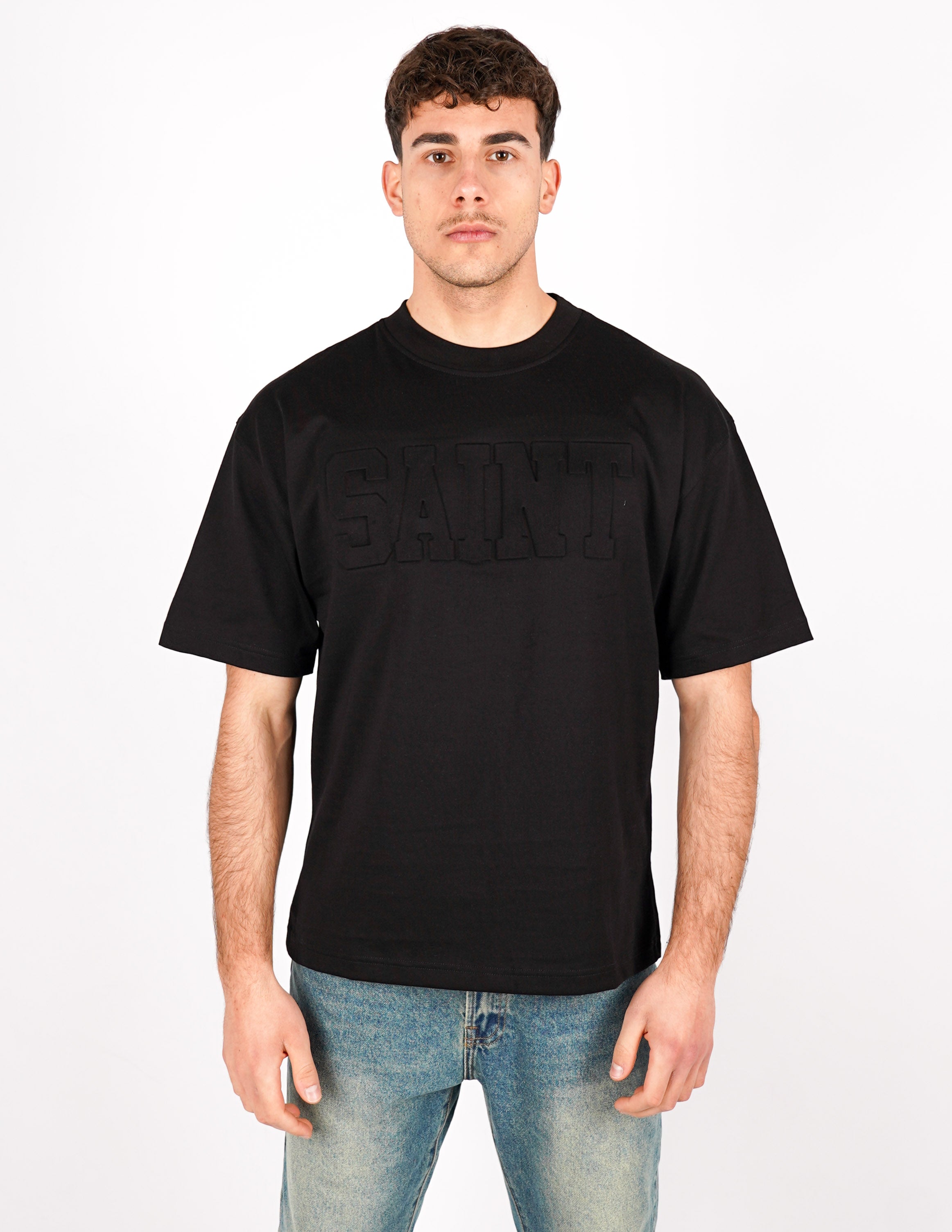 T-SHIRT LOGO "SAINT" IN RILIEVO