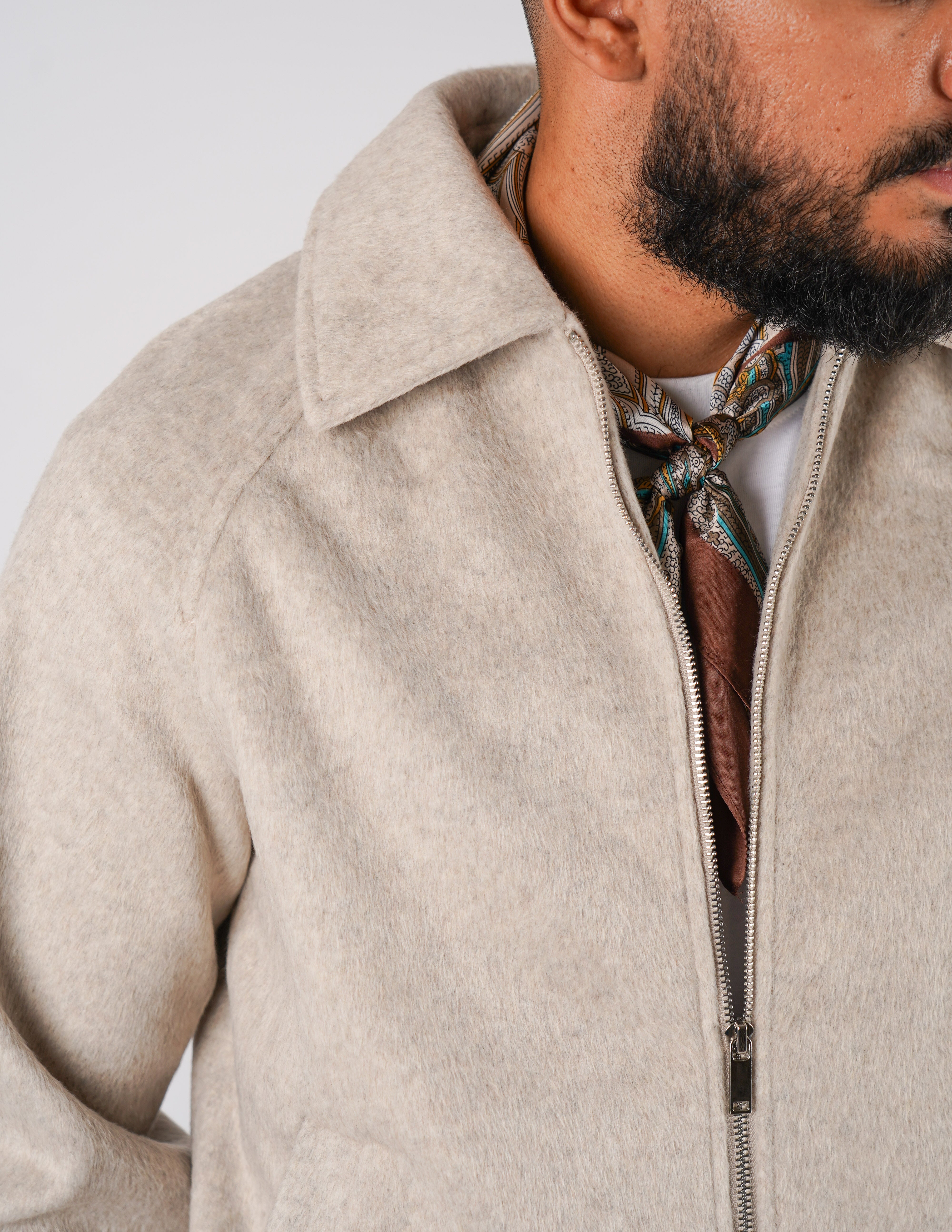 Cappotto con collo in panno