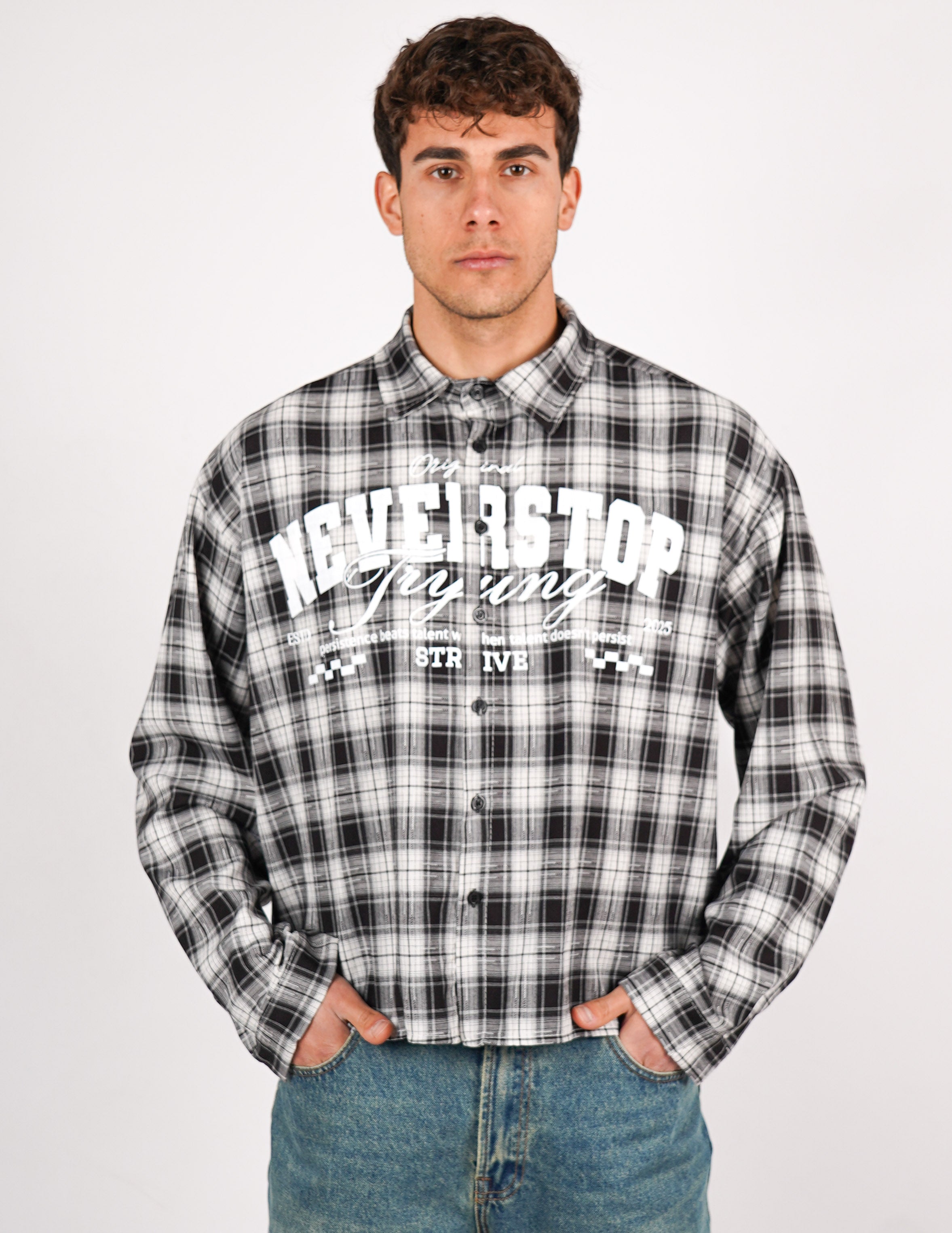 camicia crop a quadri con stampa