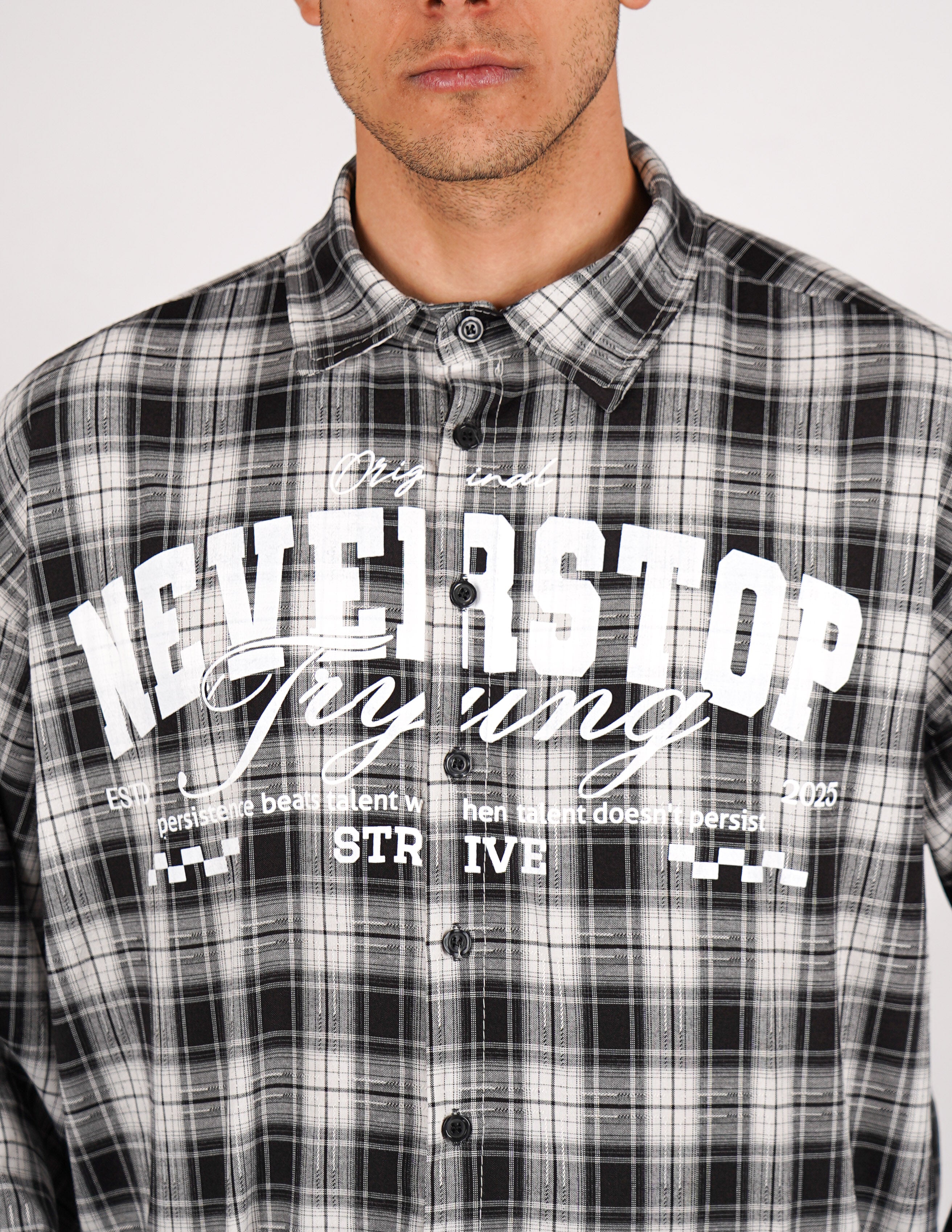 camicia crop a quadri con stampa