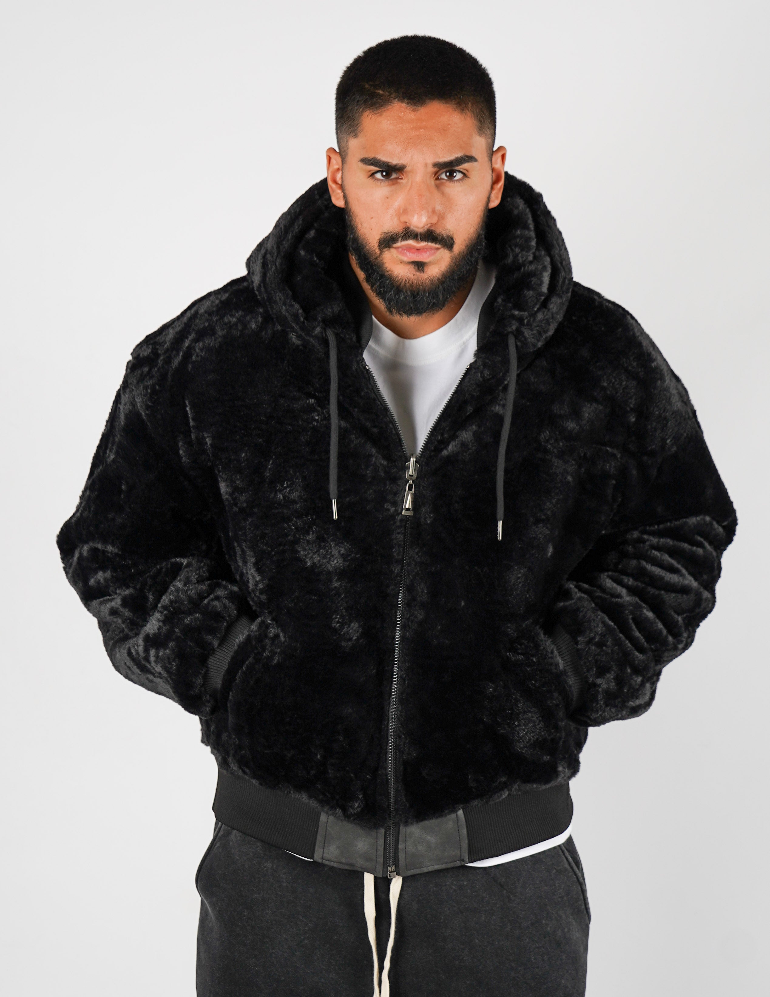Pelliccia uomo reversibile con cappuccio