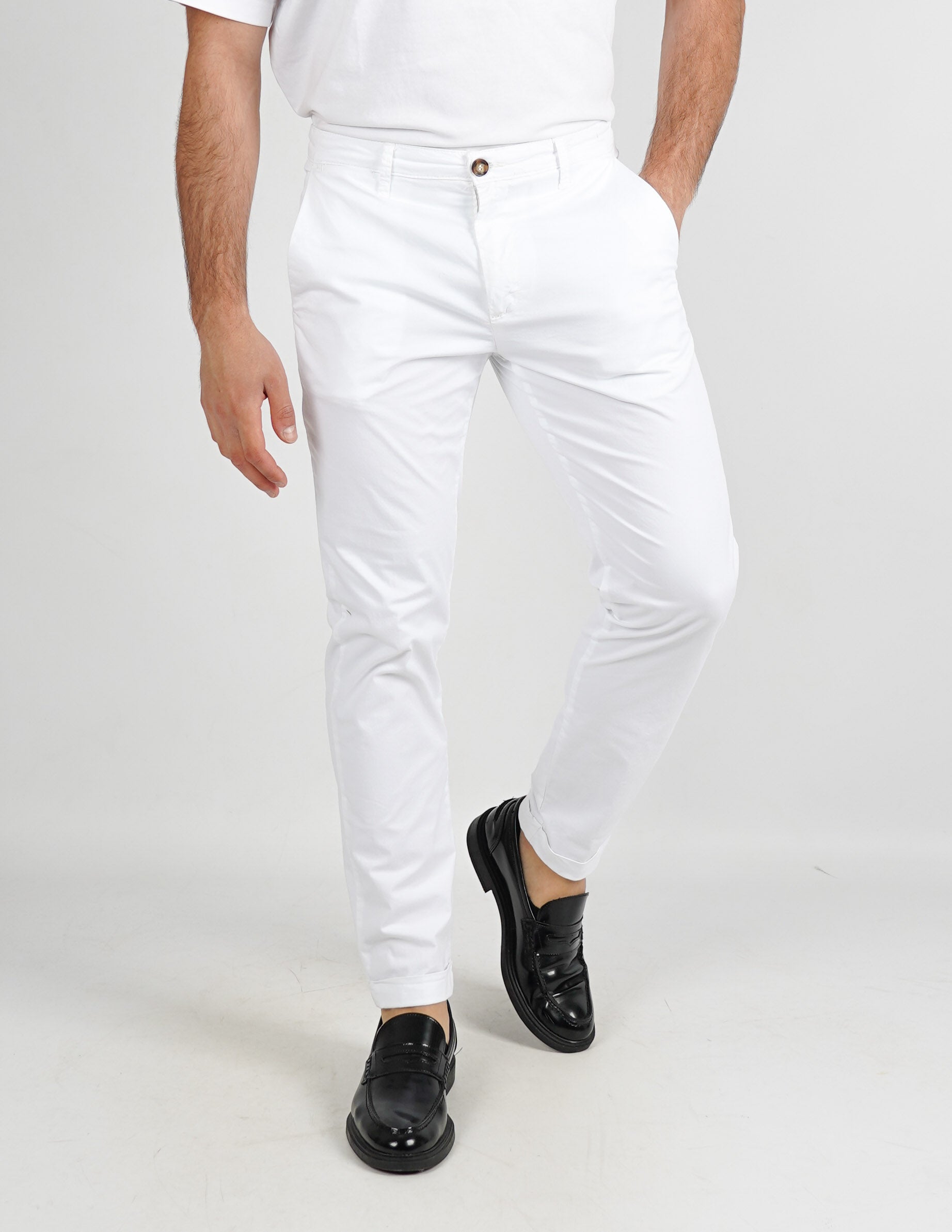 PANTALONE BASIC IN COTONE SLIM FIT