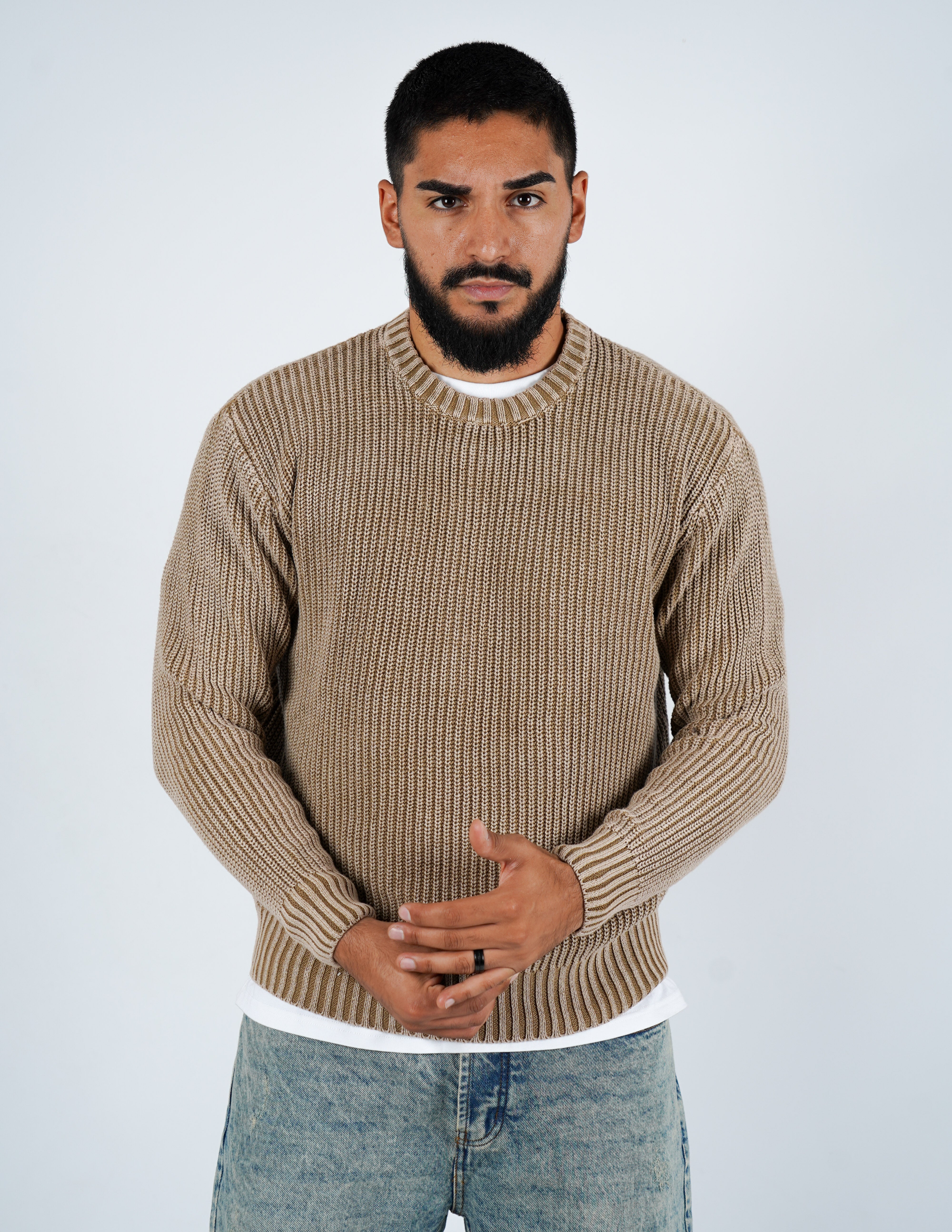 Maglione slavato girocollo