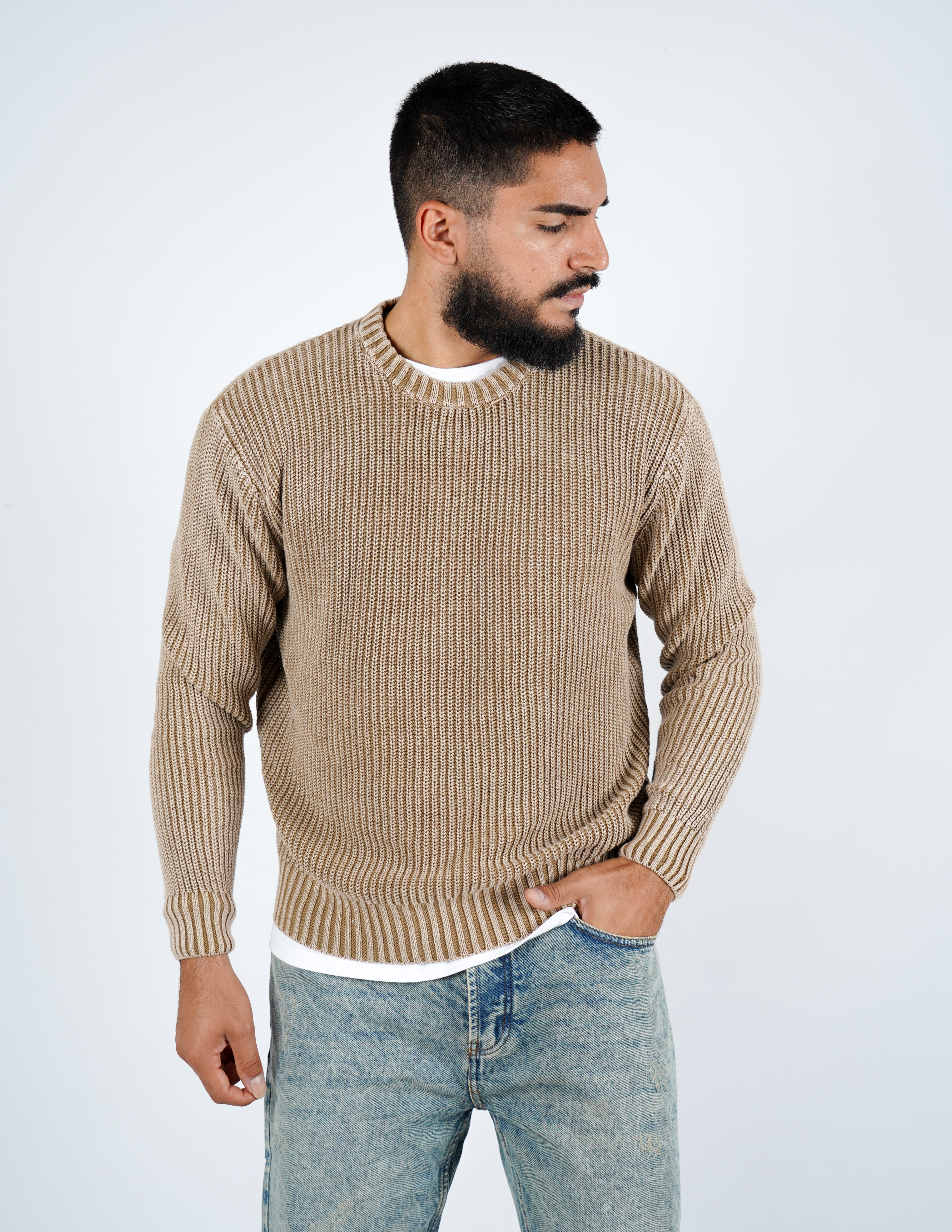 Maglione slavato girocollo