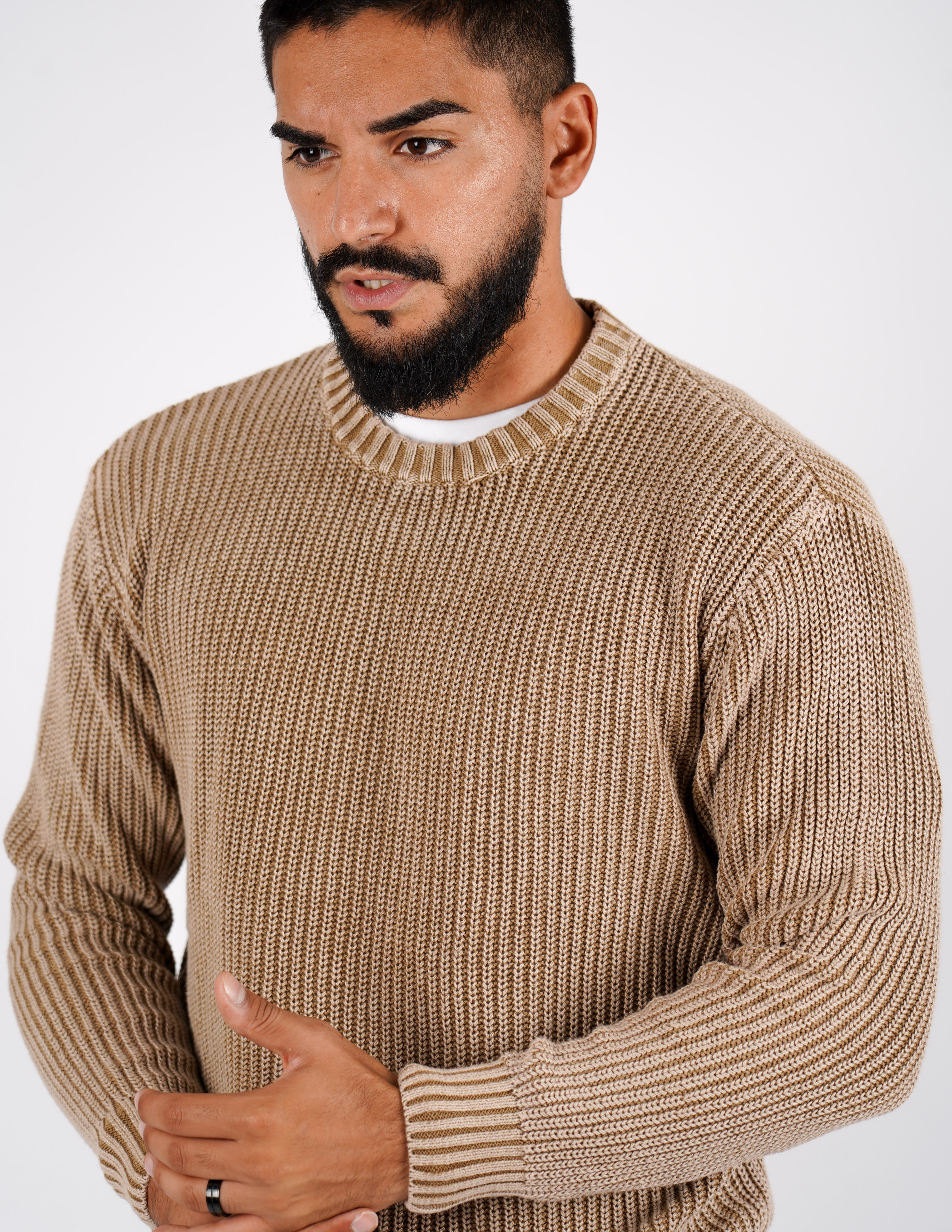 Maglione slavato girocollo