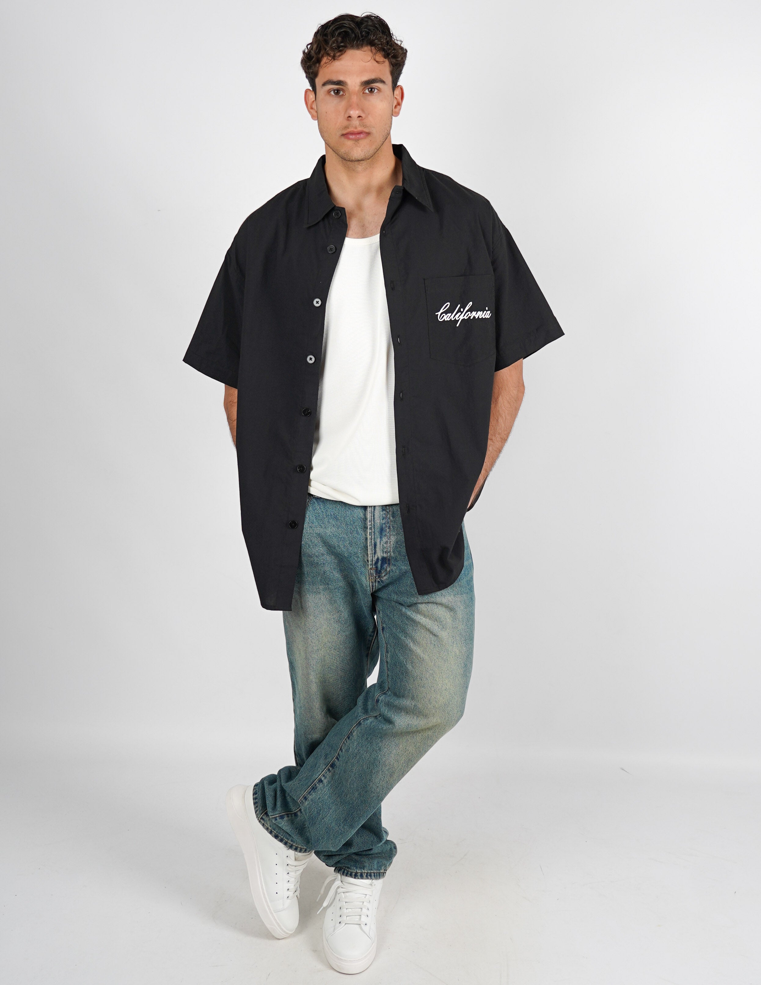 CAMICIA MANICA CORTA STRUTTURATA CON NUMERO