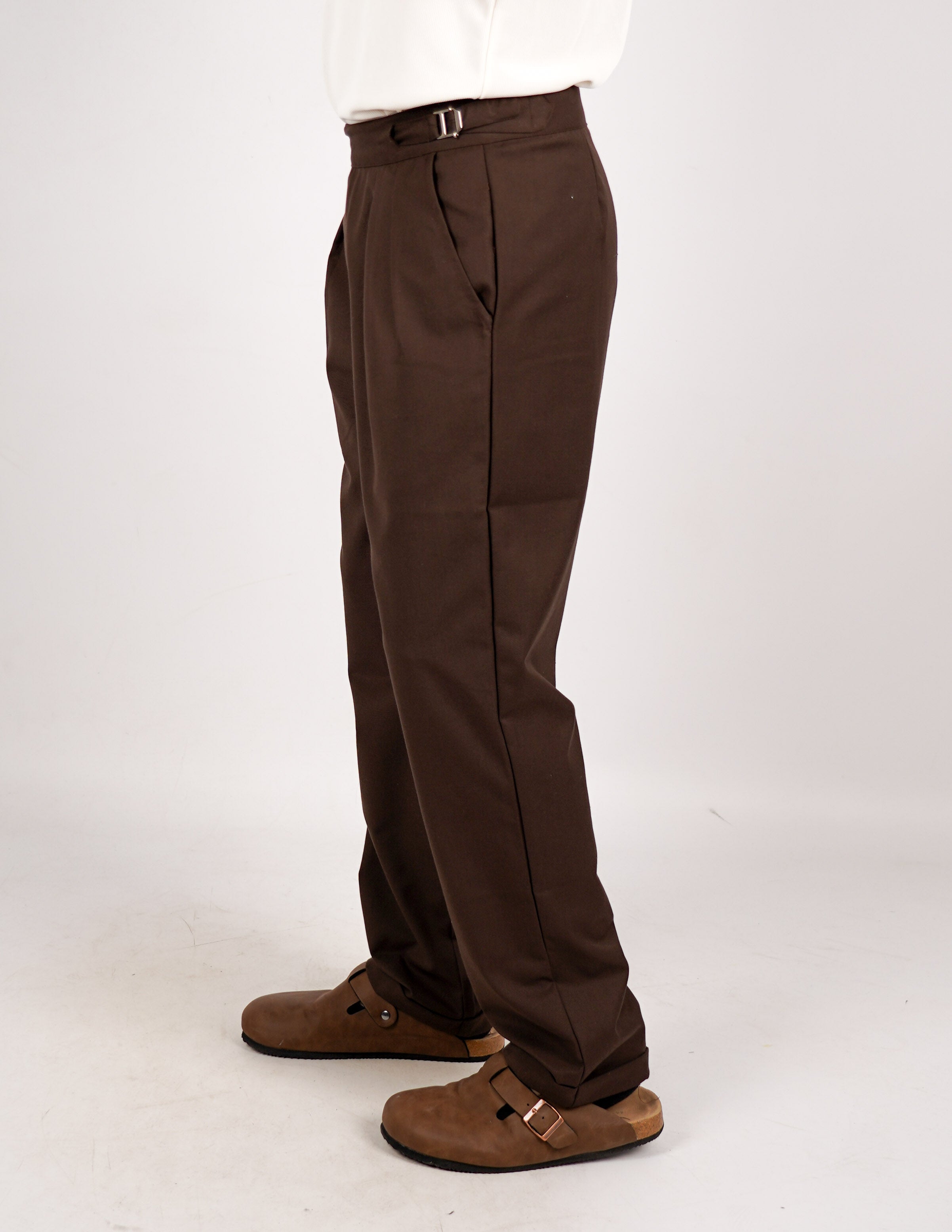 PANTALONE ELEGANTE CON FIBIA