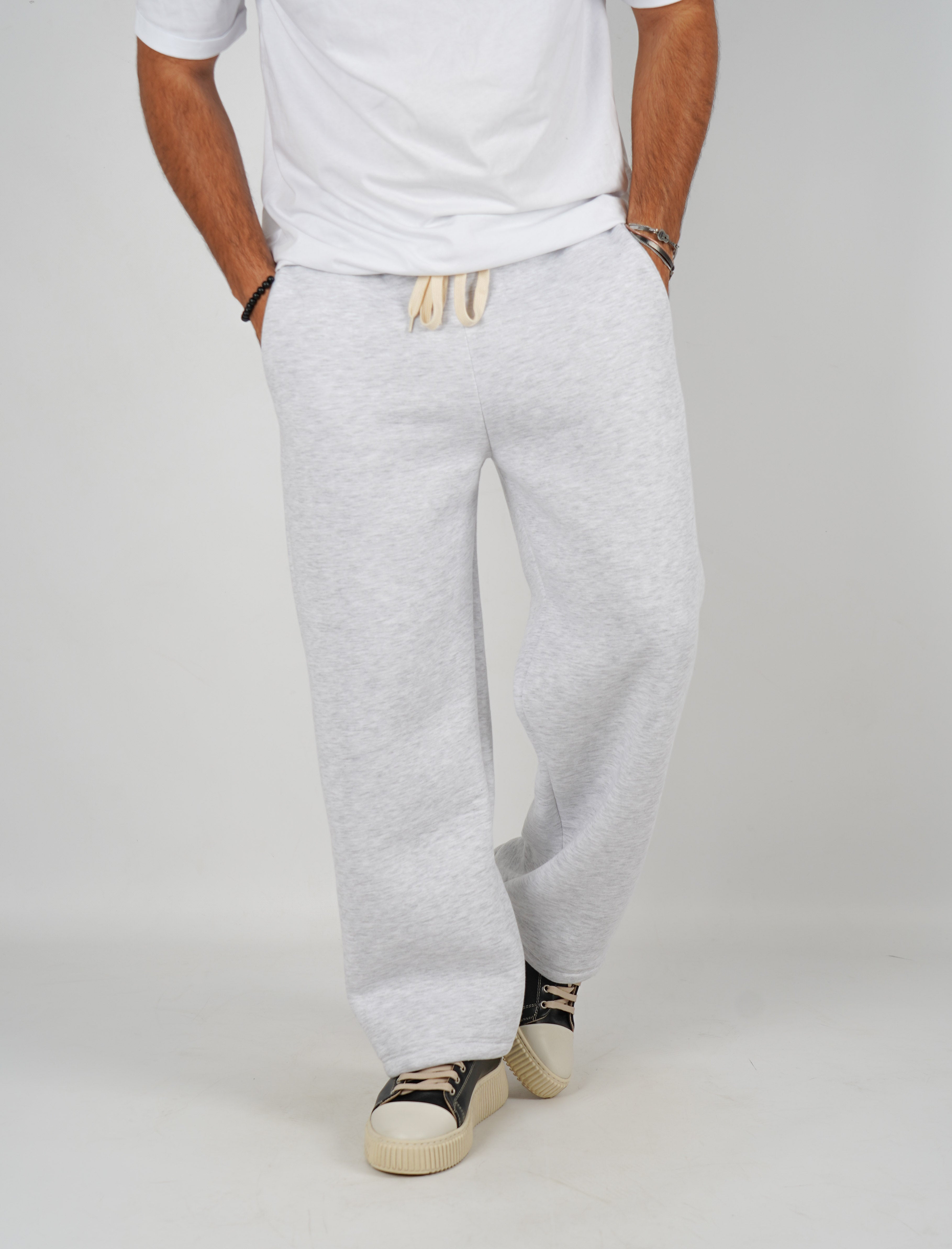 Pantalone in tuta fondo largo