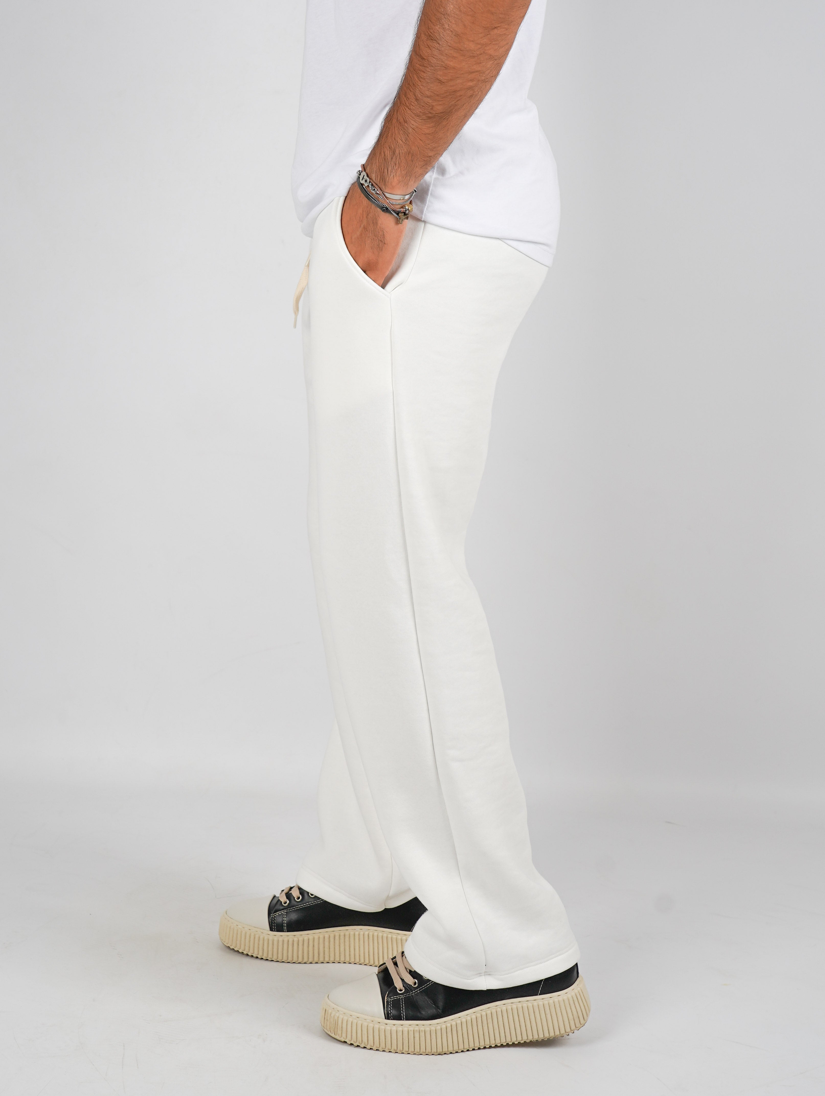Pantalone in tuta fondo largo