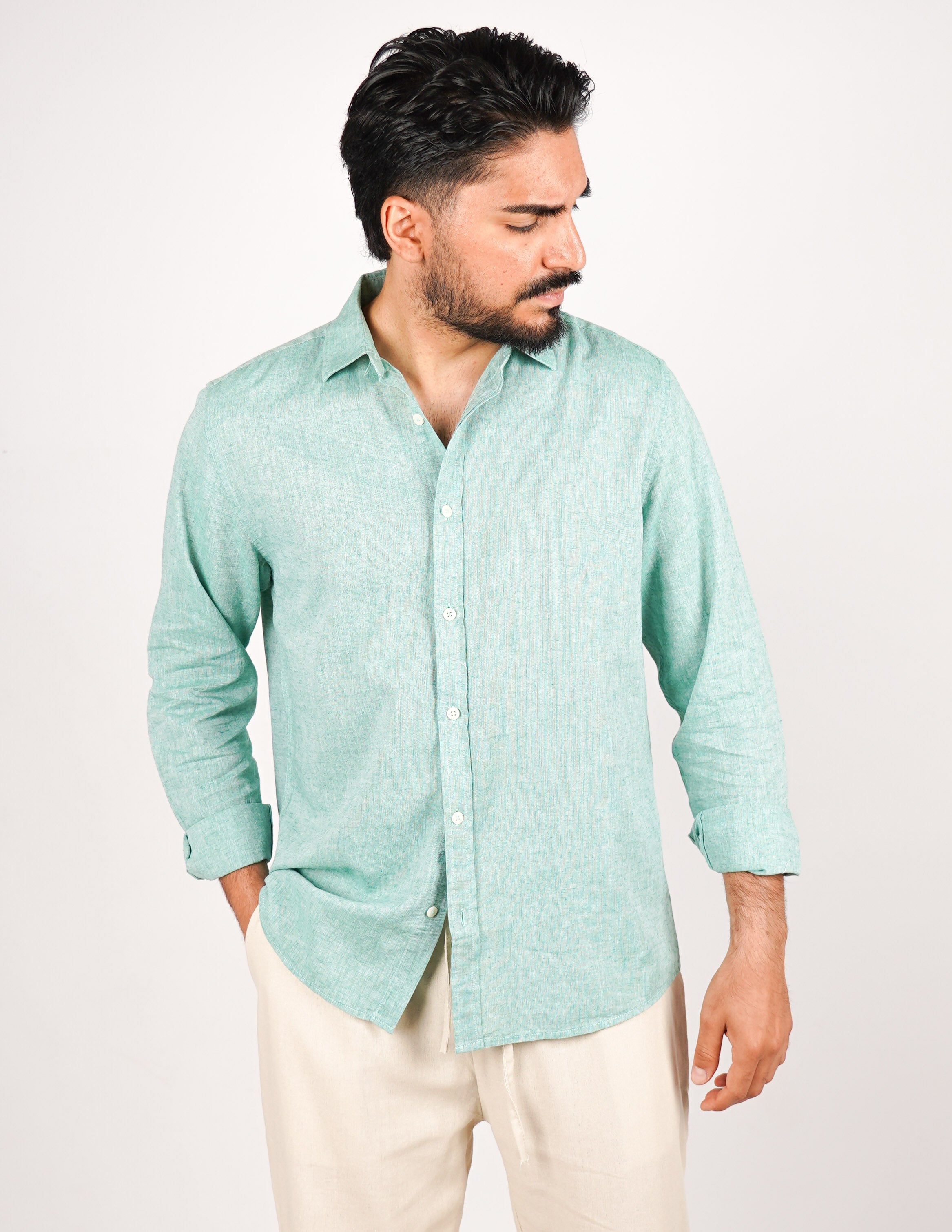 camicia uomo profumata in lino collo classico