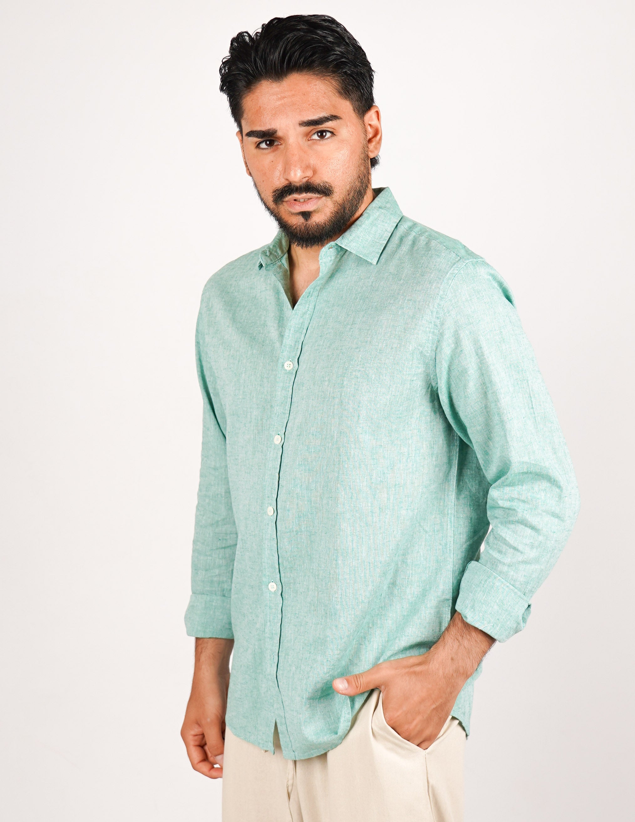 camicia uomo profumata in lino collo classico