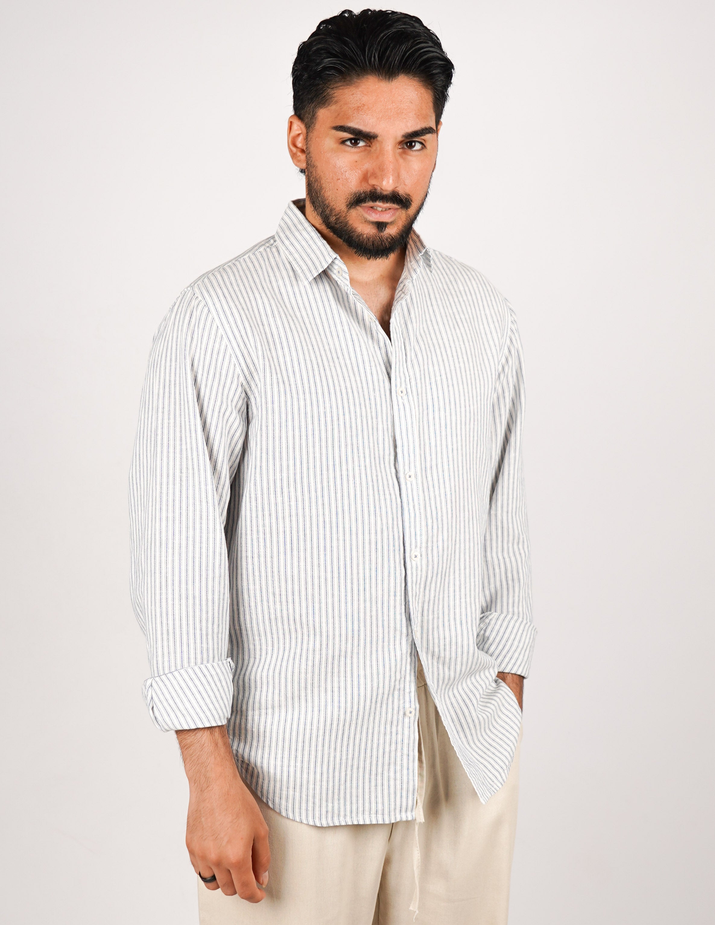 CAMICIA IN MISTO LINO RIGA STRETTA