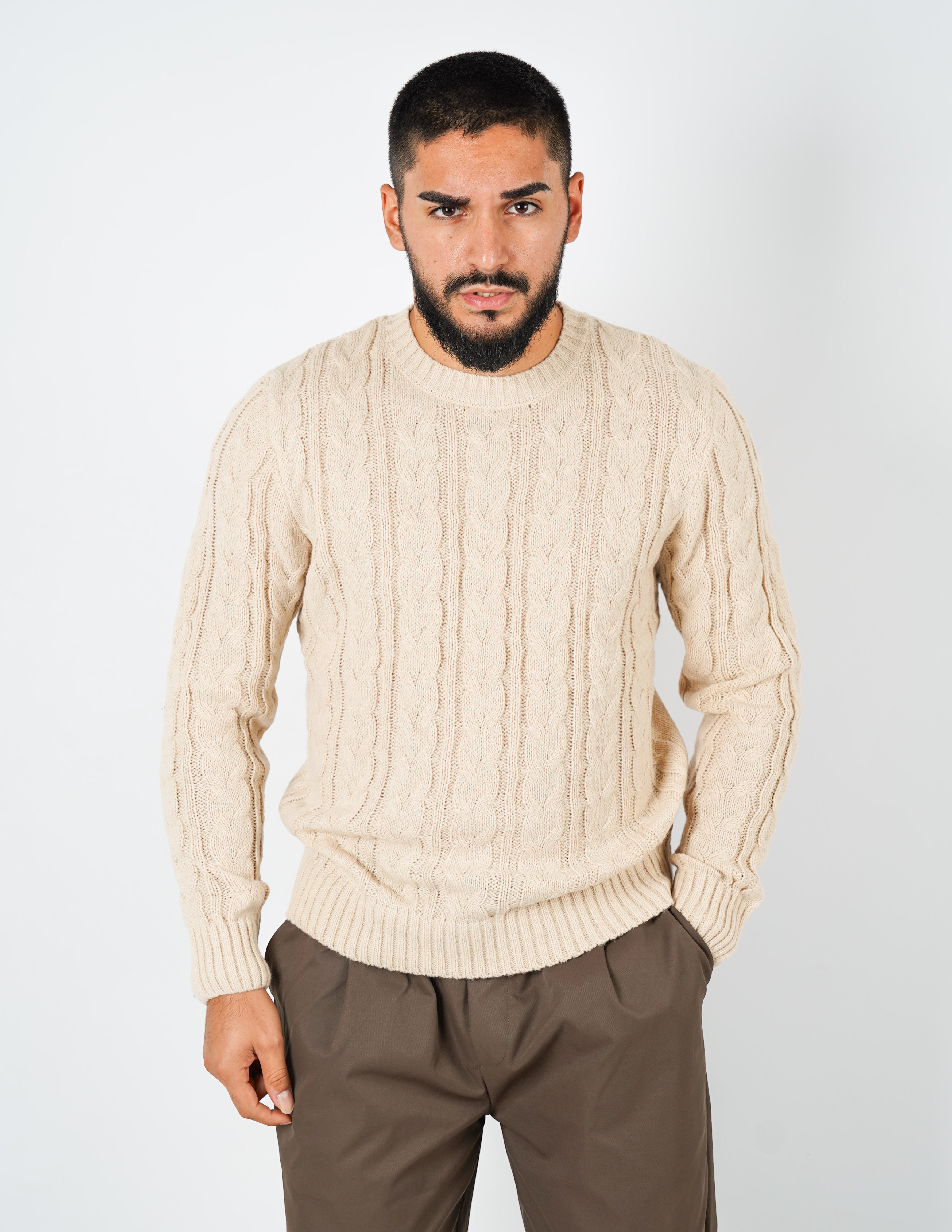 Maglione manica lunga intrecciato