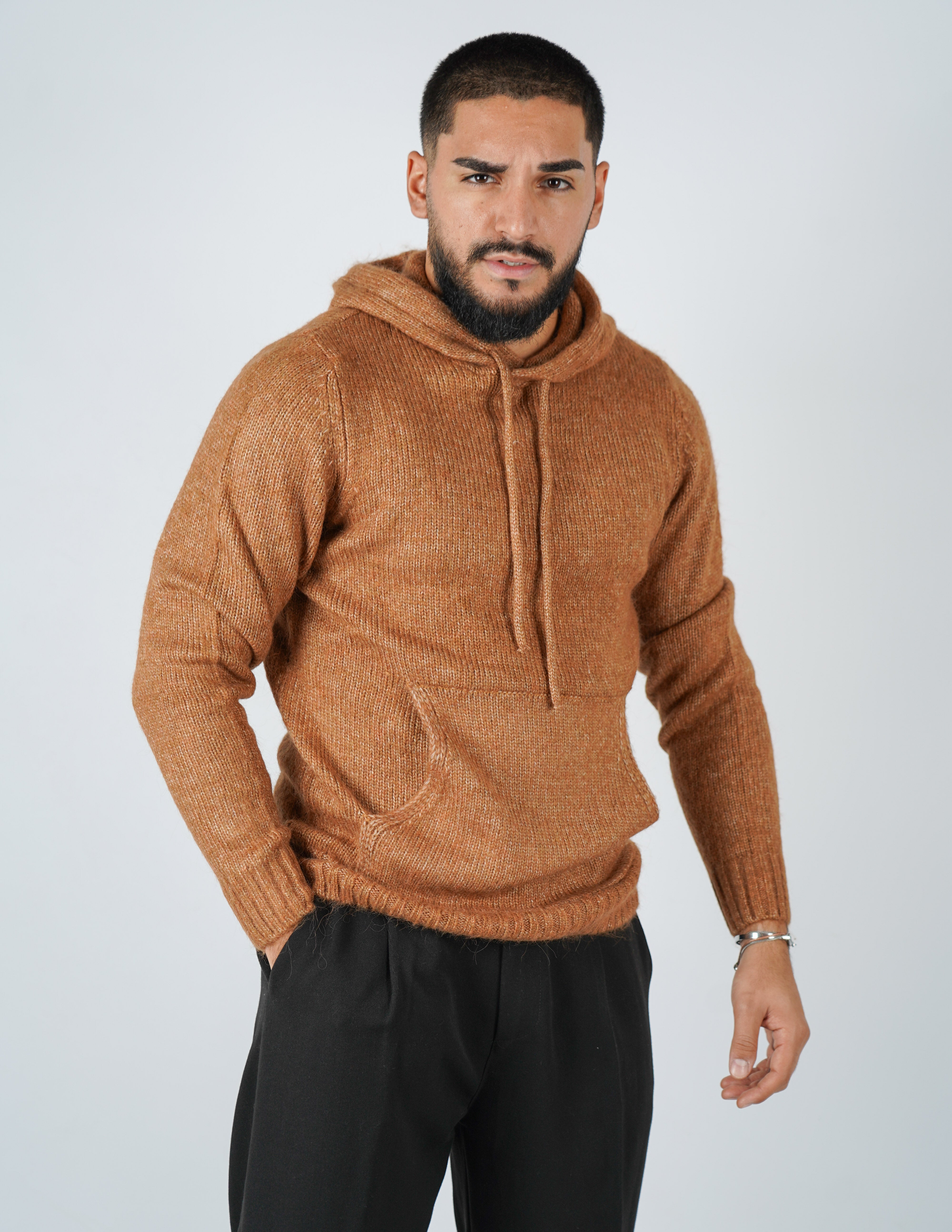 MAGLIONE IN MISTO LANA CON CAPPUCCIO