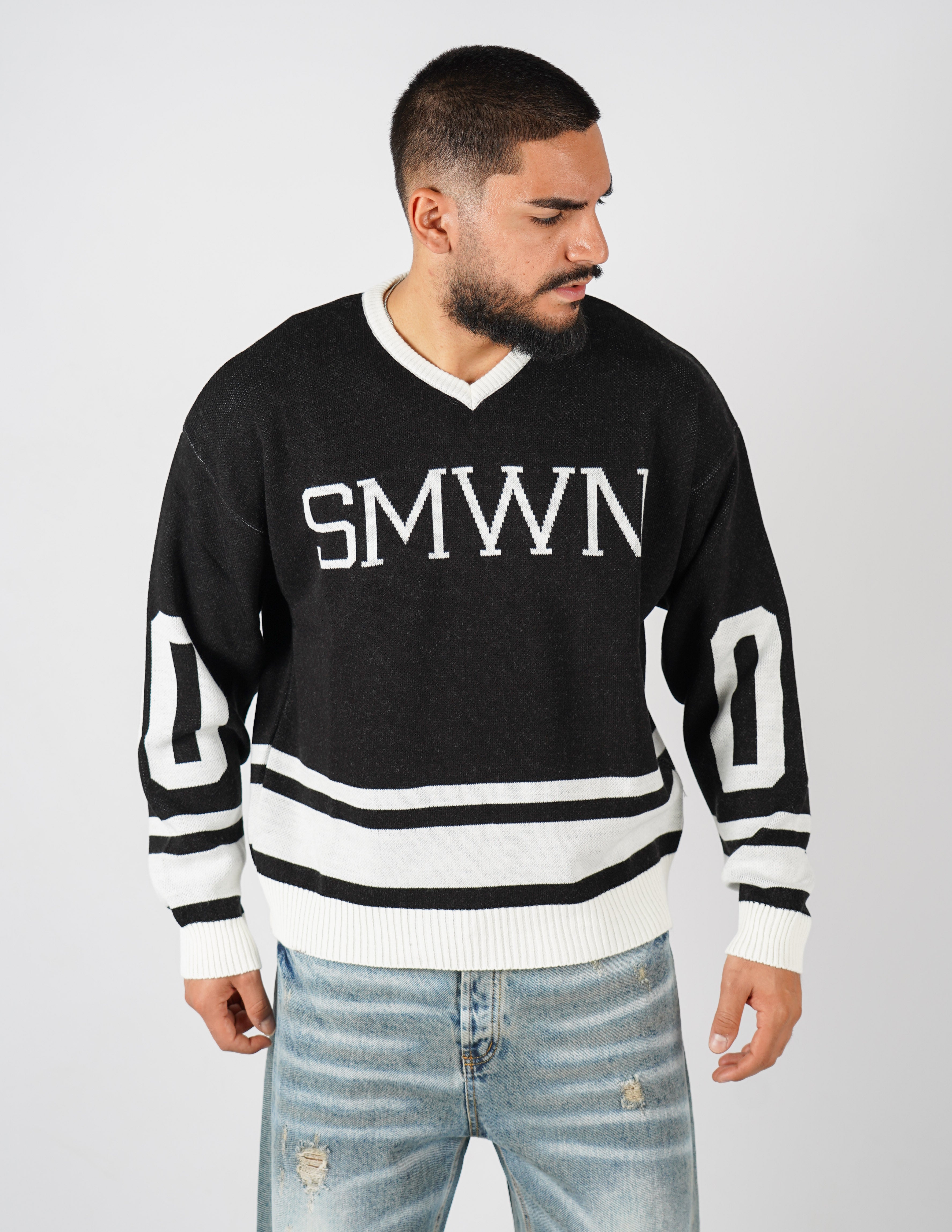 MAGLIA A PUNTA CON SCRITTE