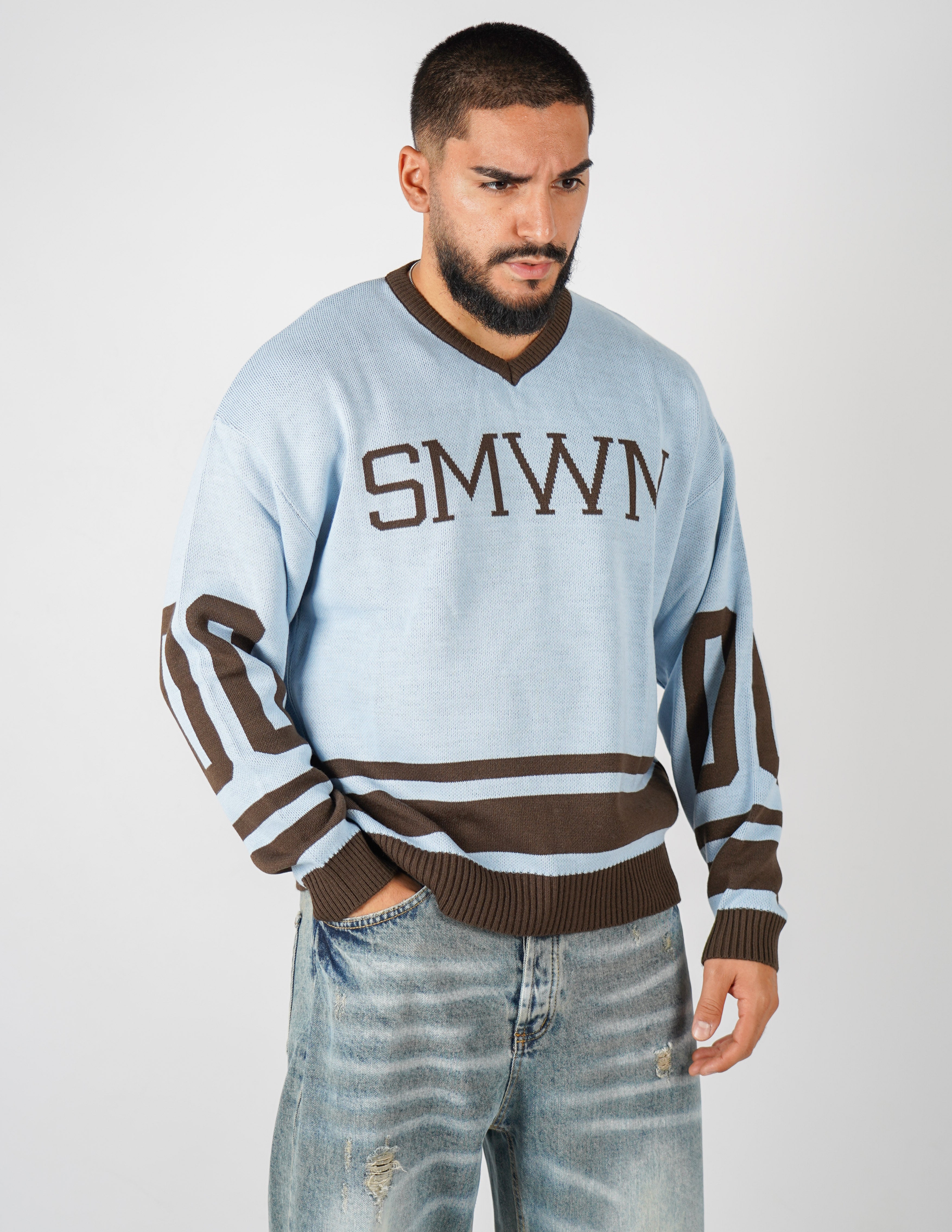 MAGLIA A PUNTA CON SCRITTE