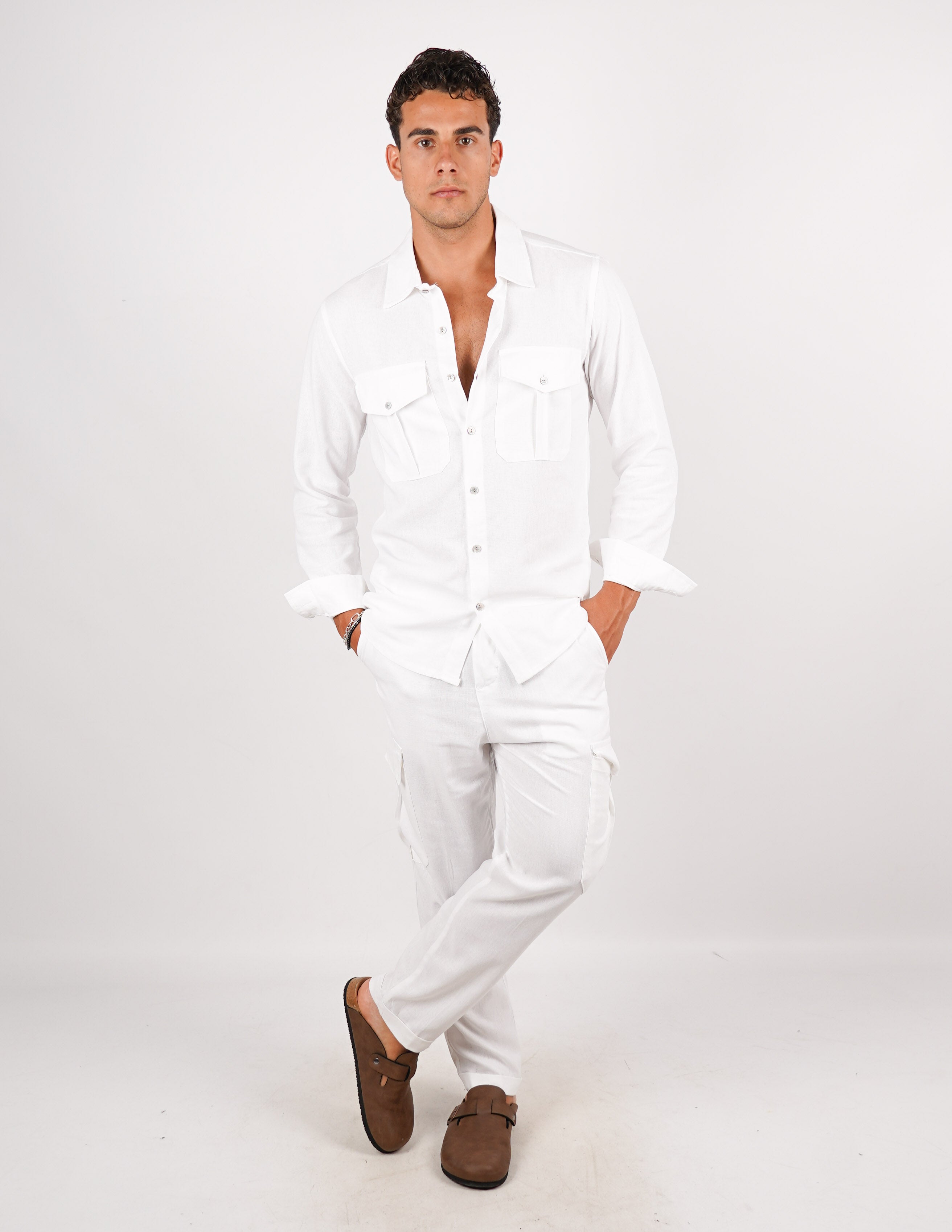 COORDINATO SLIM IN LINO CON TASCA