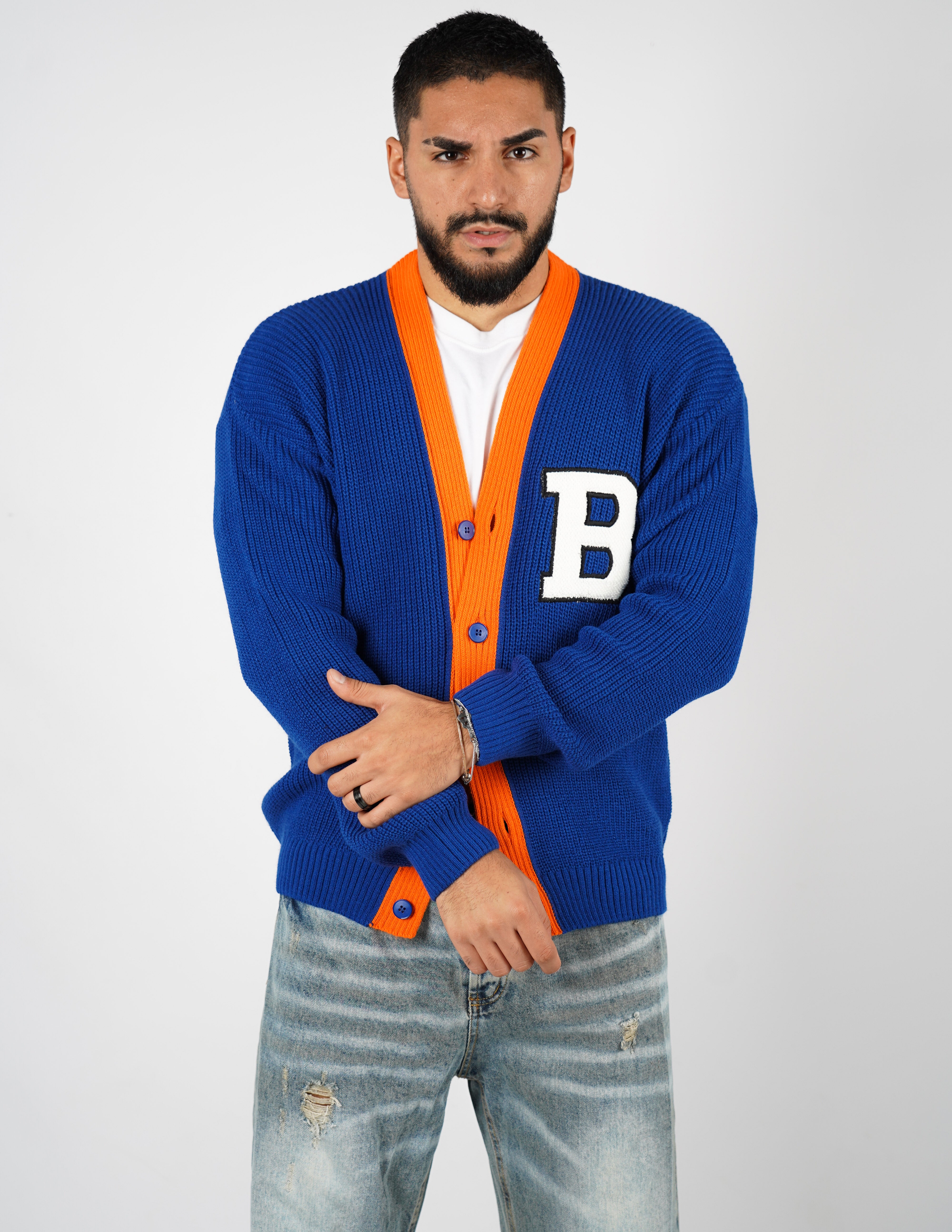 Cardigan doppio colore con patch