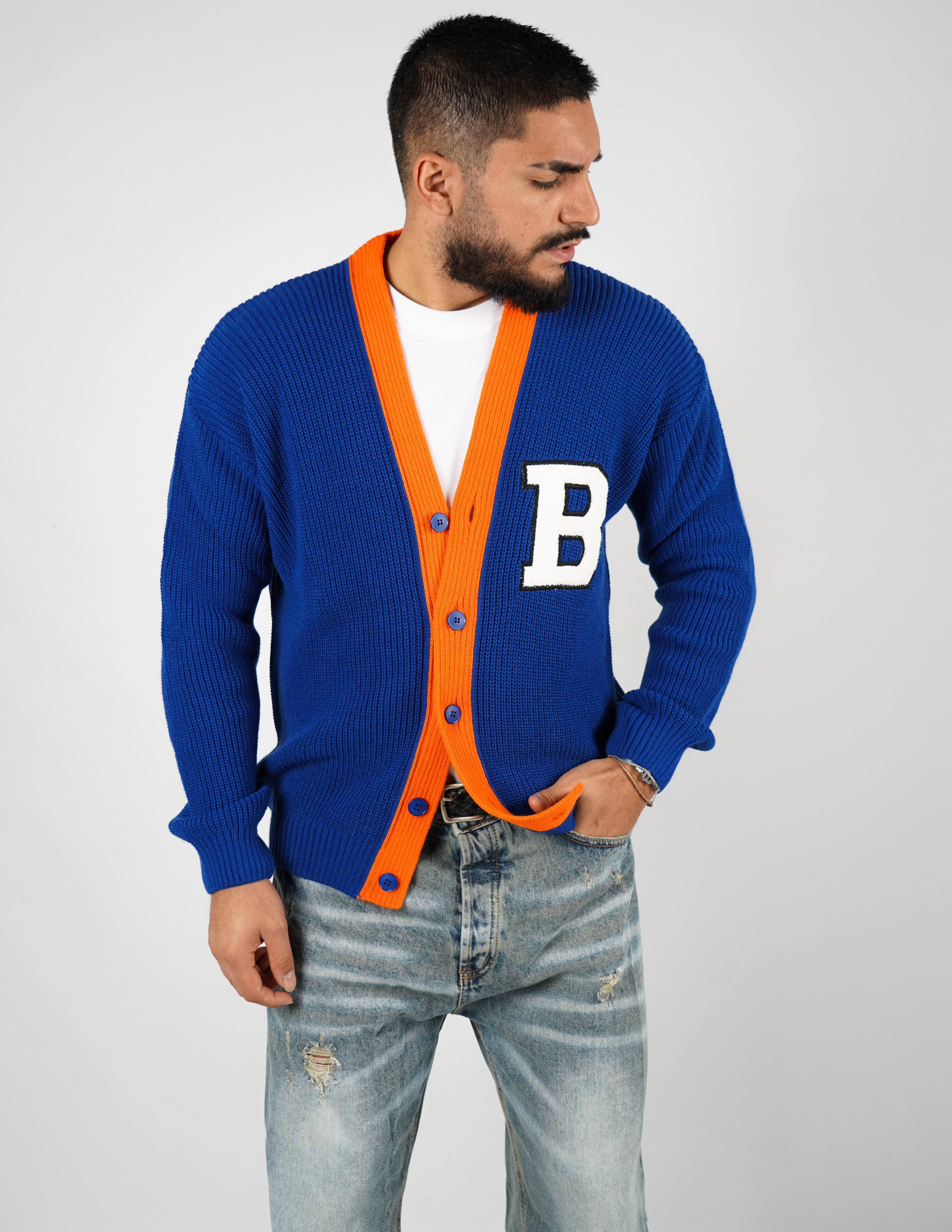 Cardigan doppio colore con patch