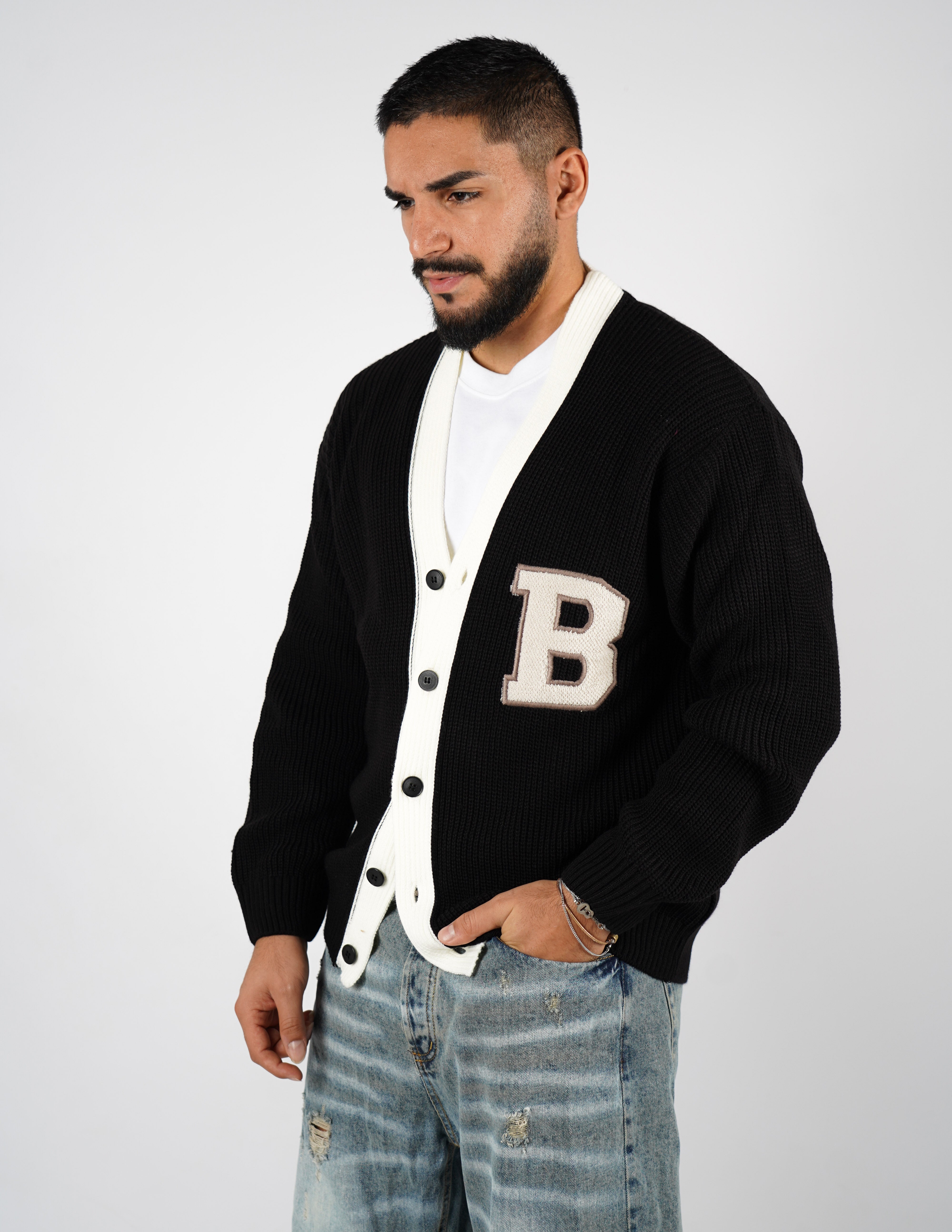 Cardigan doppio colore con patch