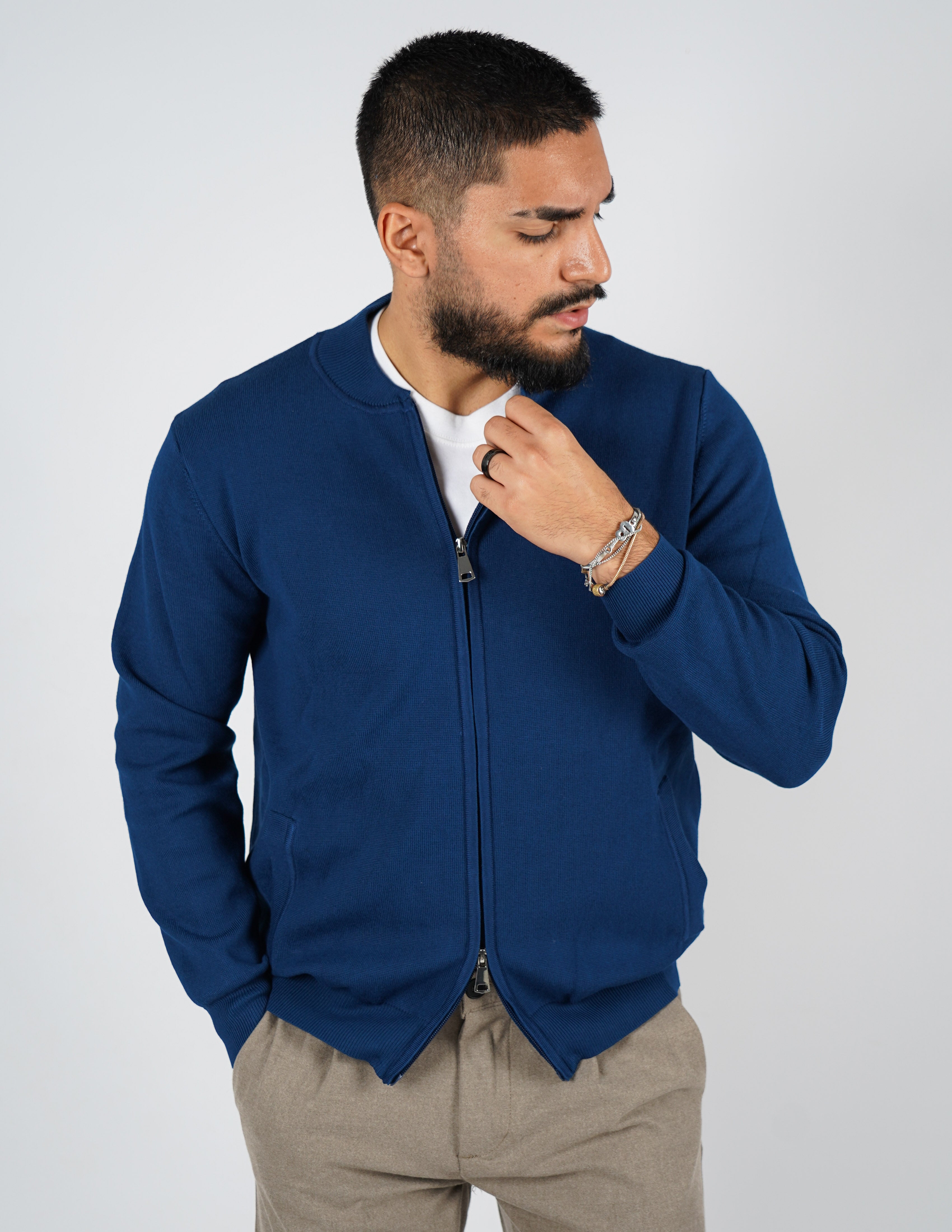 cardigan college con zip