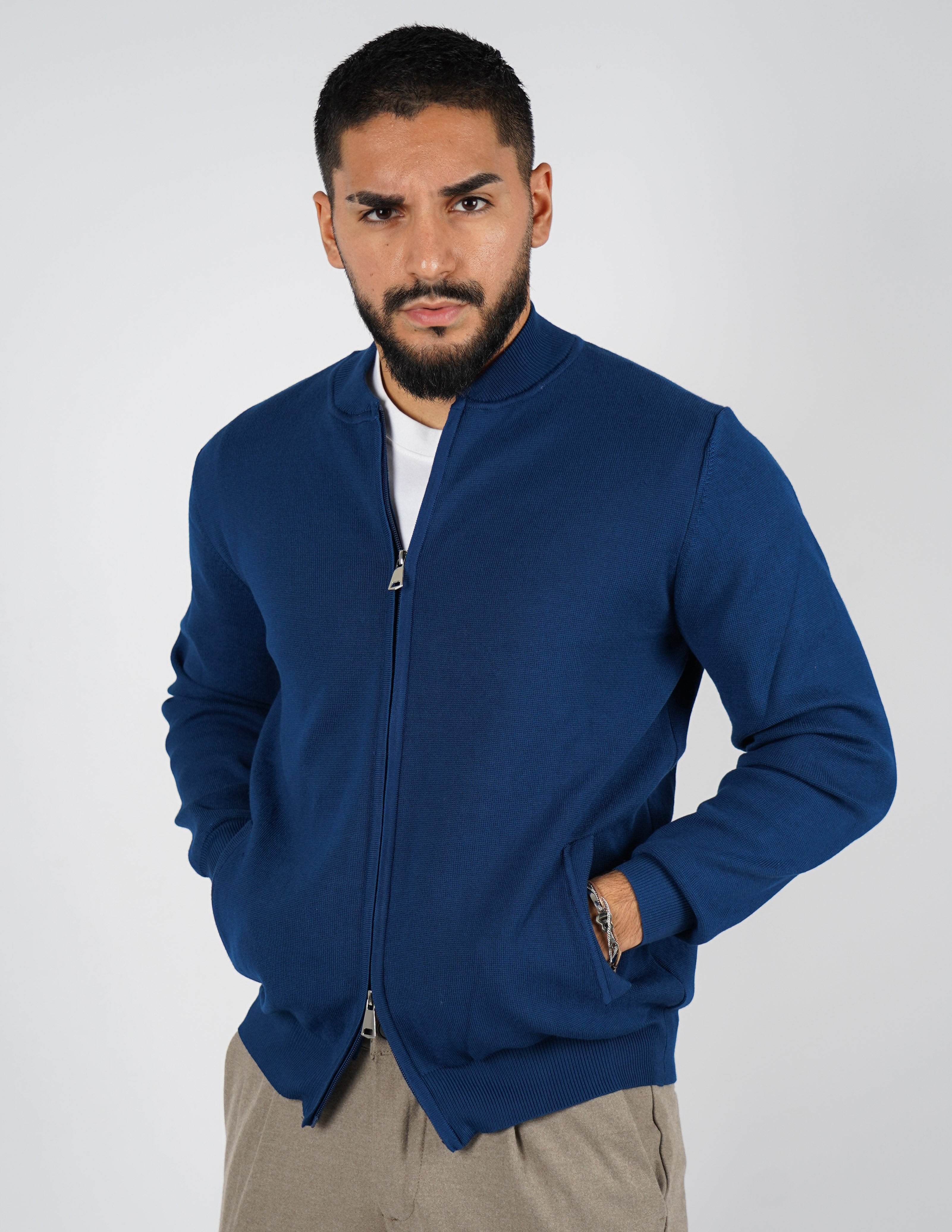 cardigan college con zip