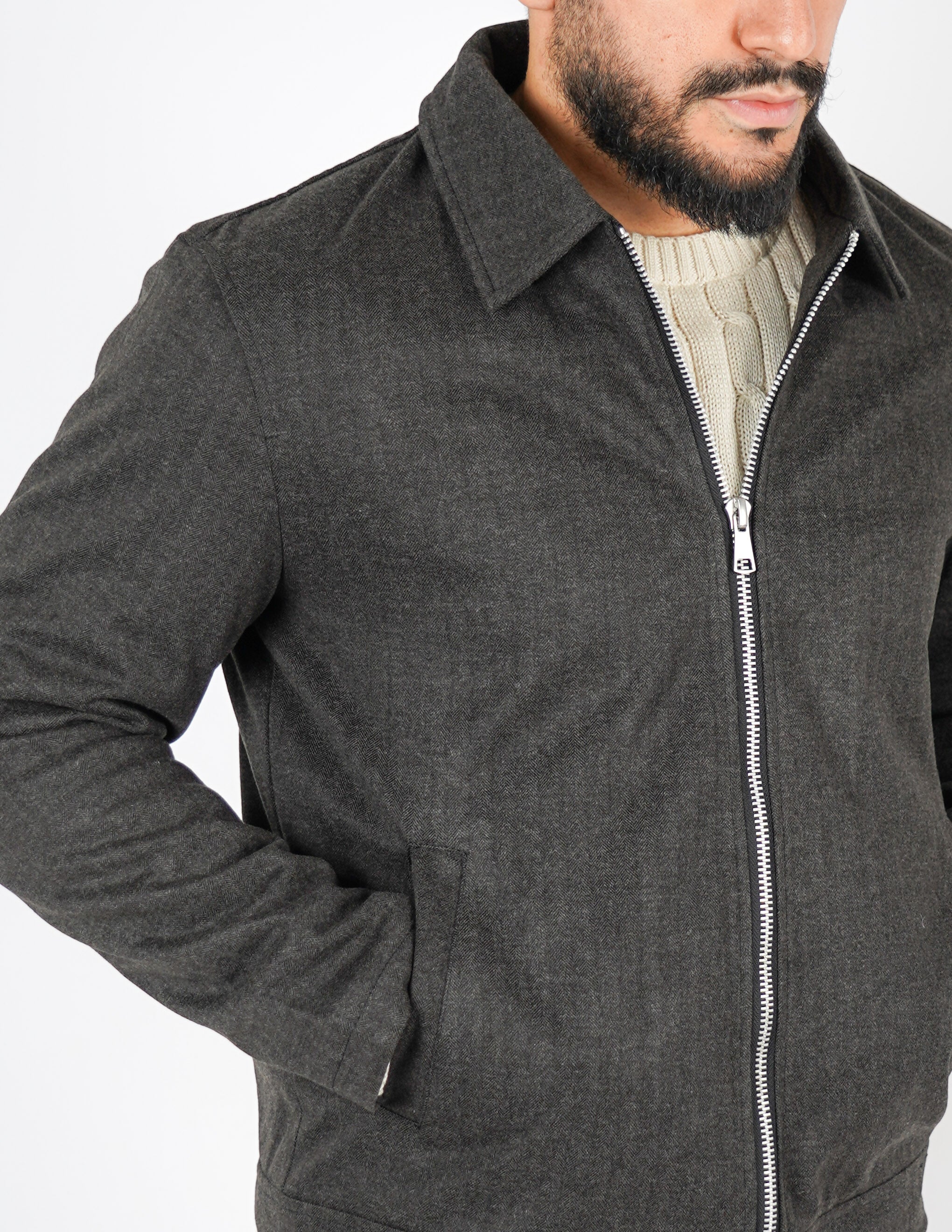 CAPPOTTINO CON COLLO TESSUTO SPIGATO