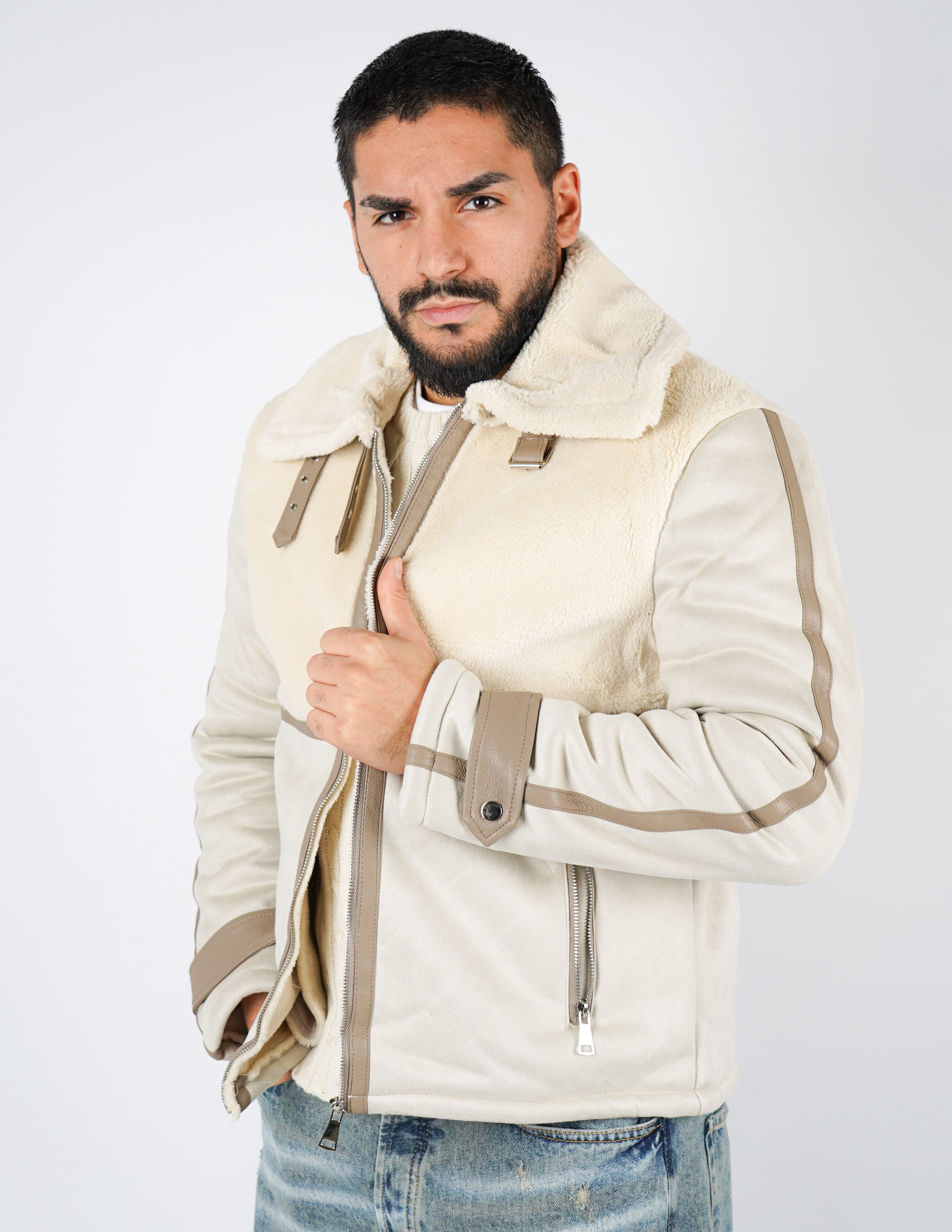 MONTONE REGULAR IN ECOCAMOSCIO