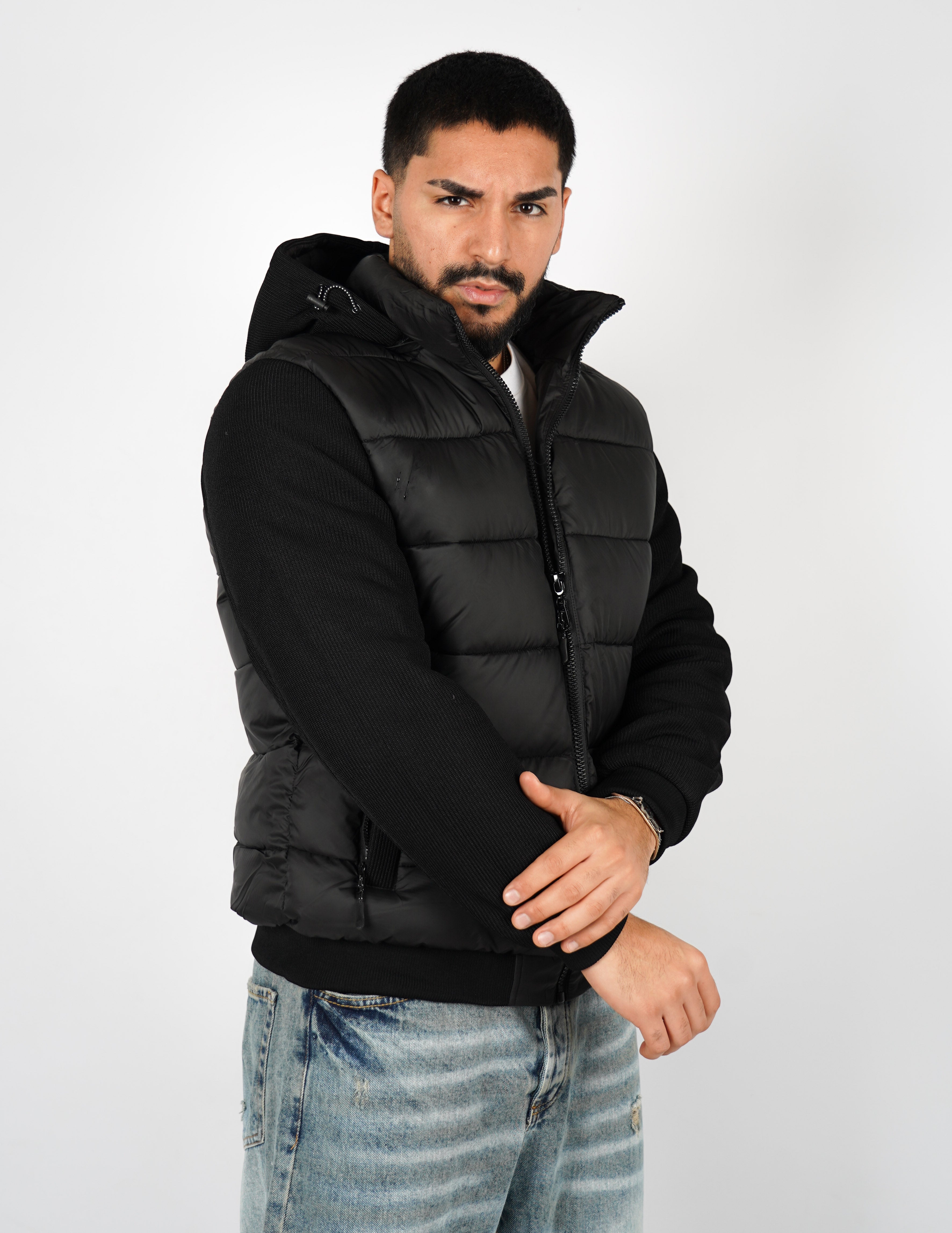 Giubbino imbottito con maniche in maglia