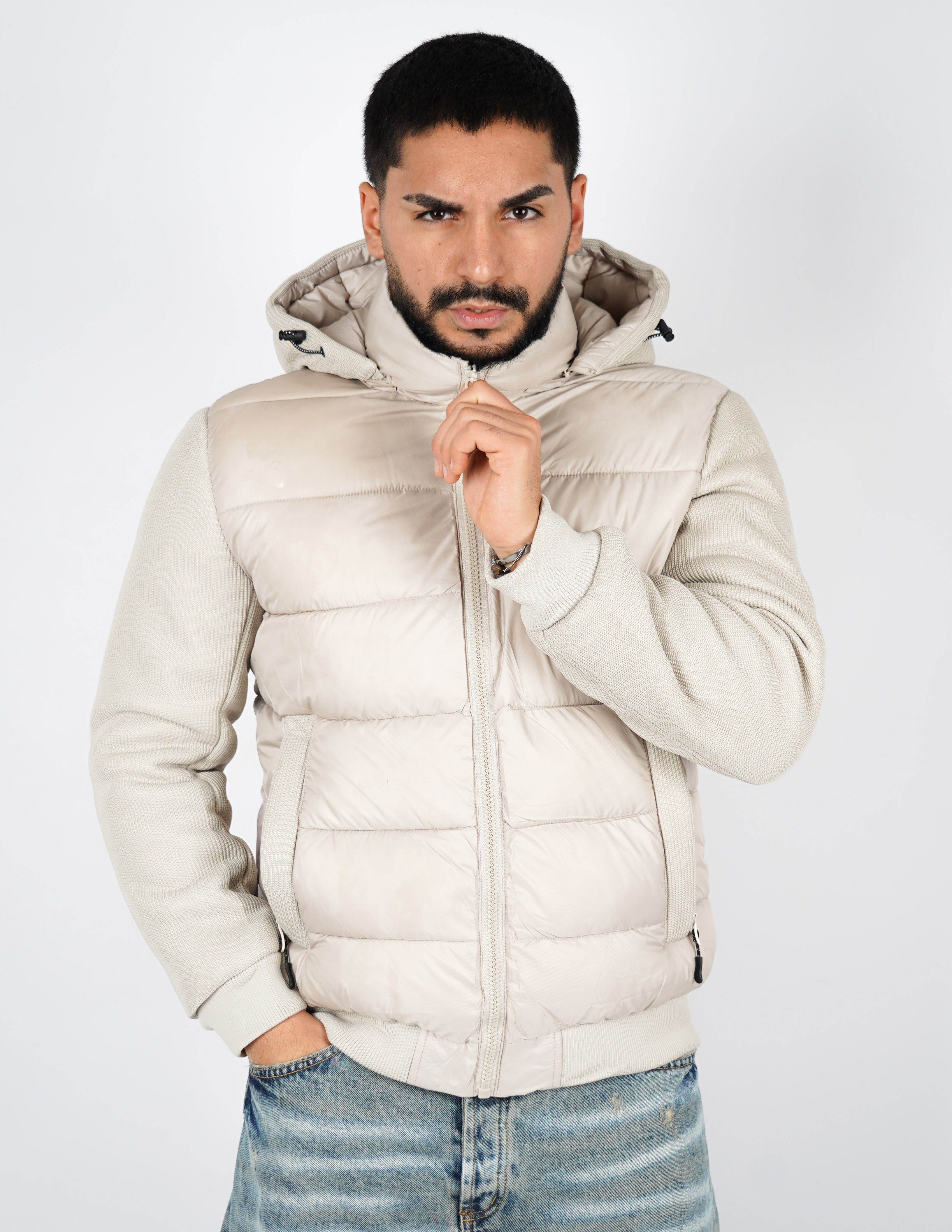 Giubbino imbottito con maniche in maglia