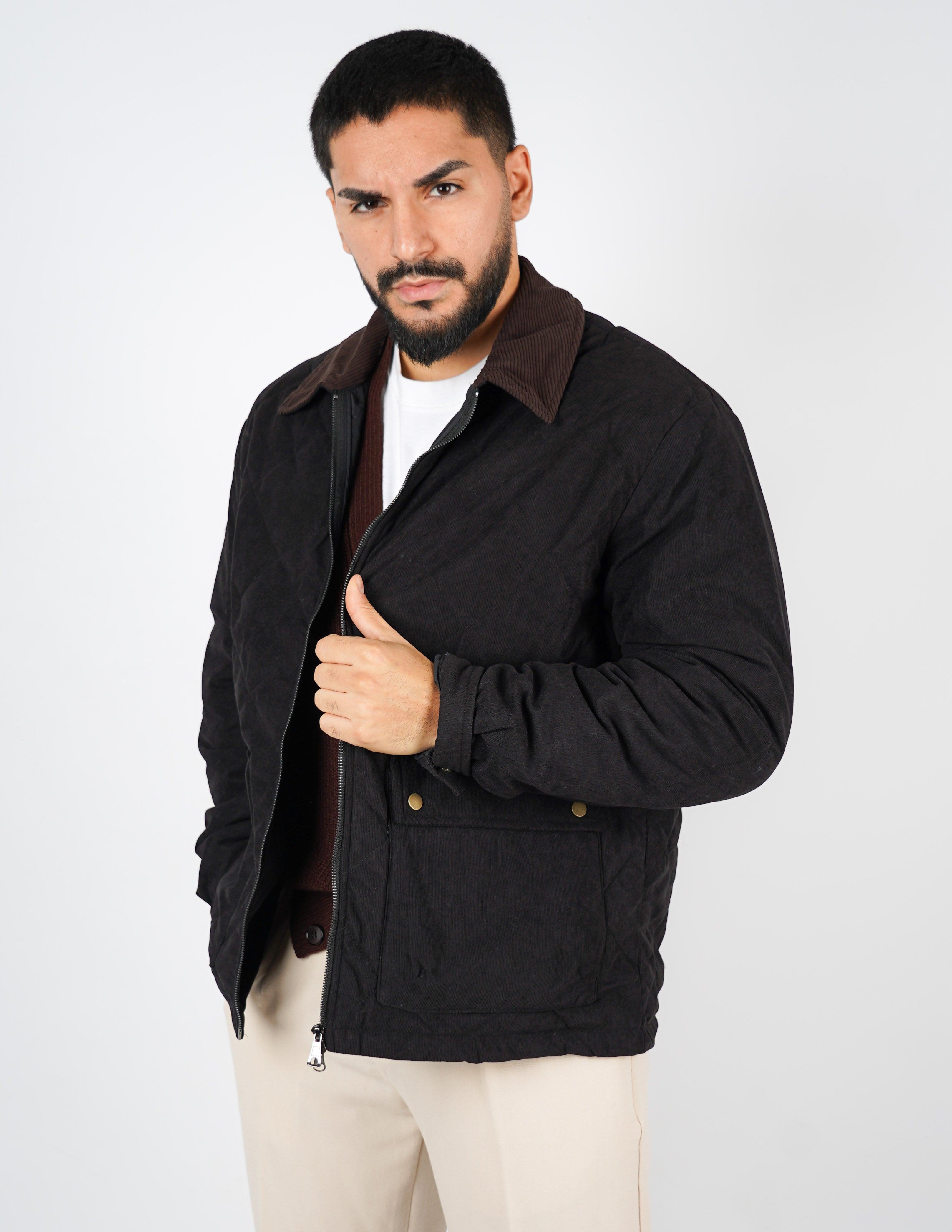 Giubbino in velluto con collo marrone