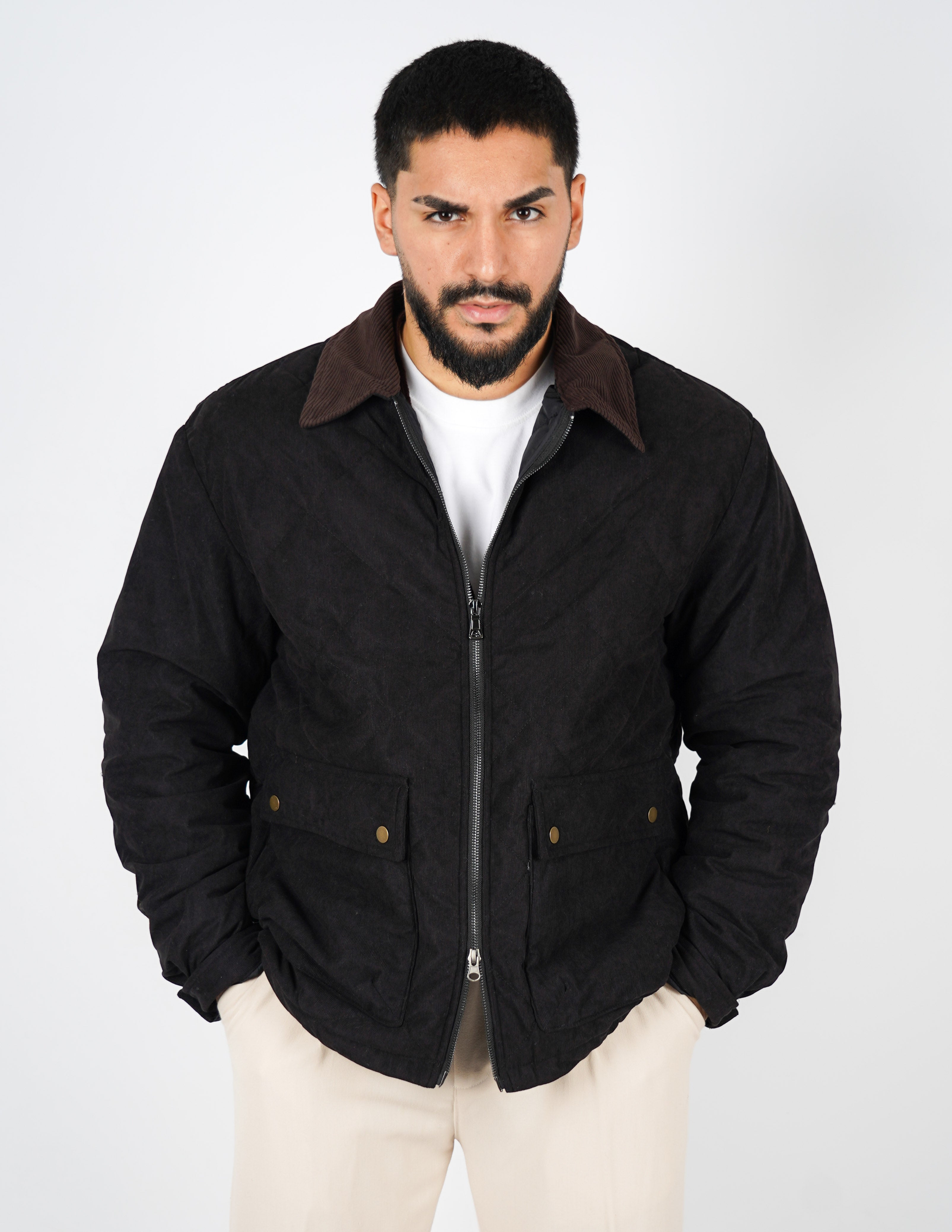 Giubbino in velluto con collo marrone