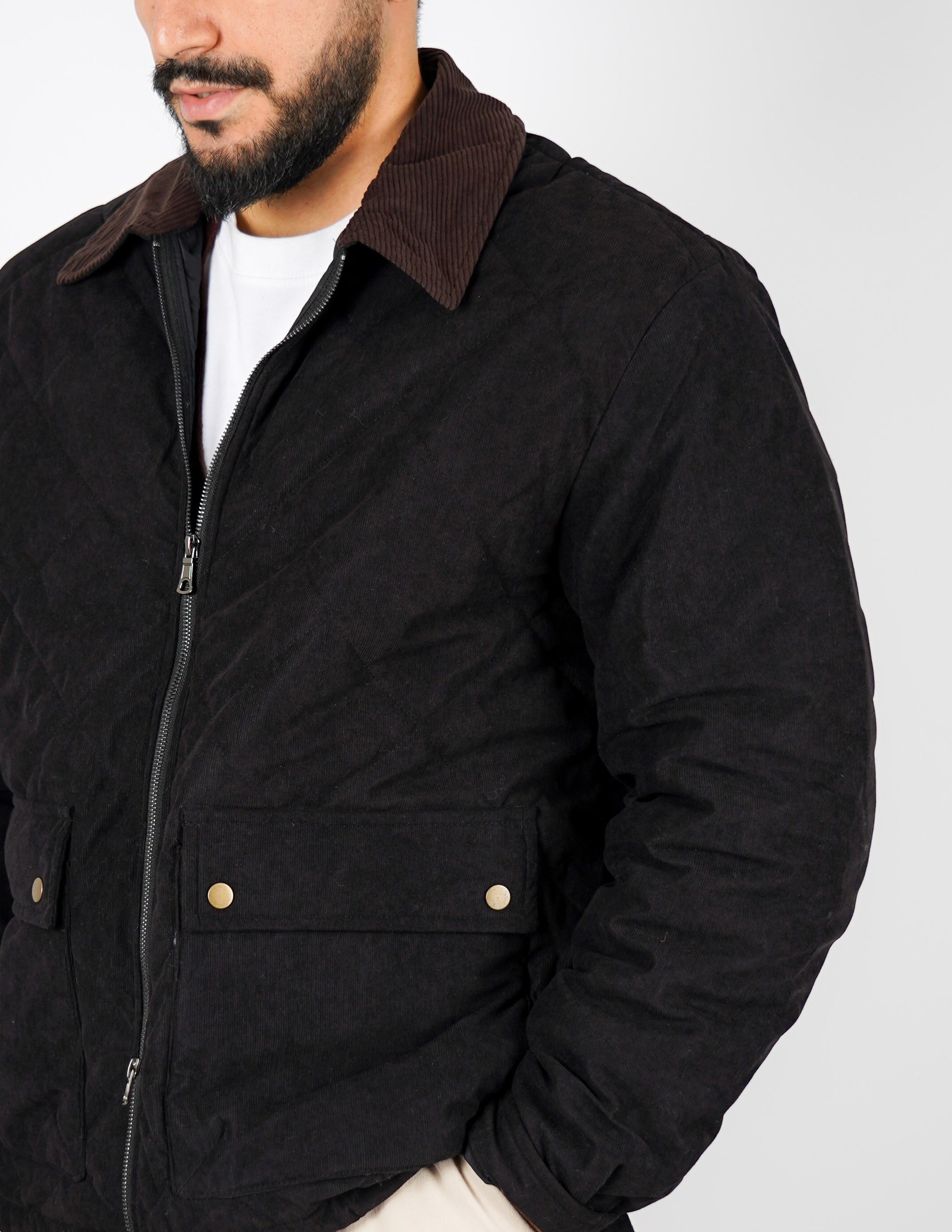 Giubbino in velluto con collo marrone