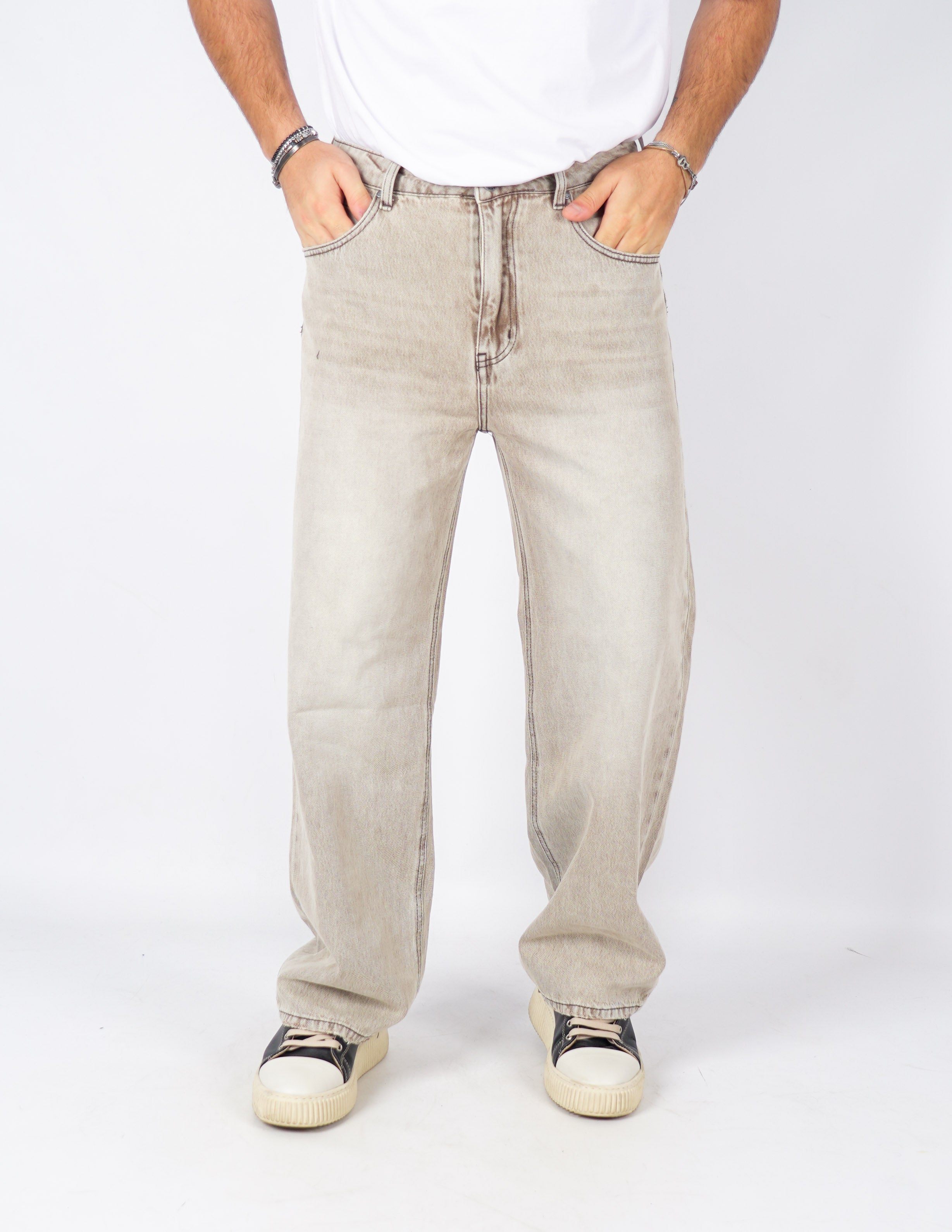 Jeans baggy lavaggio marrone