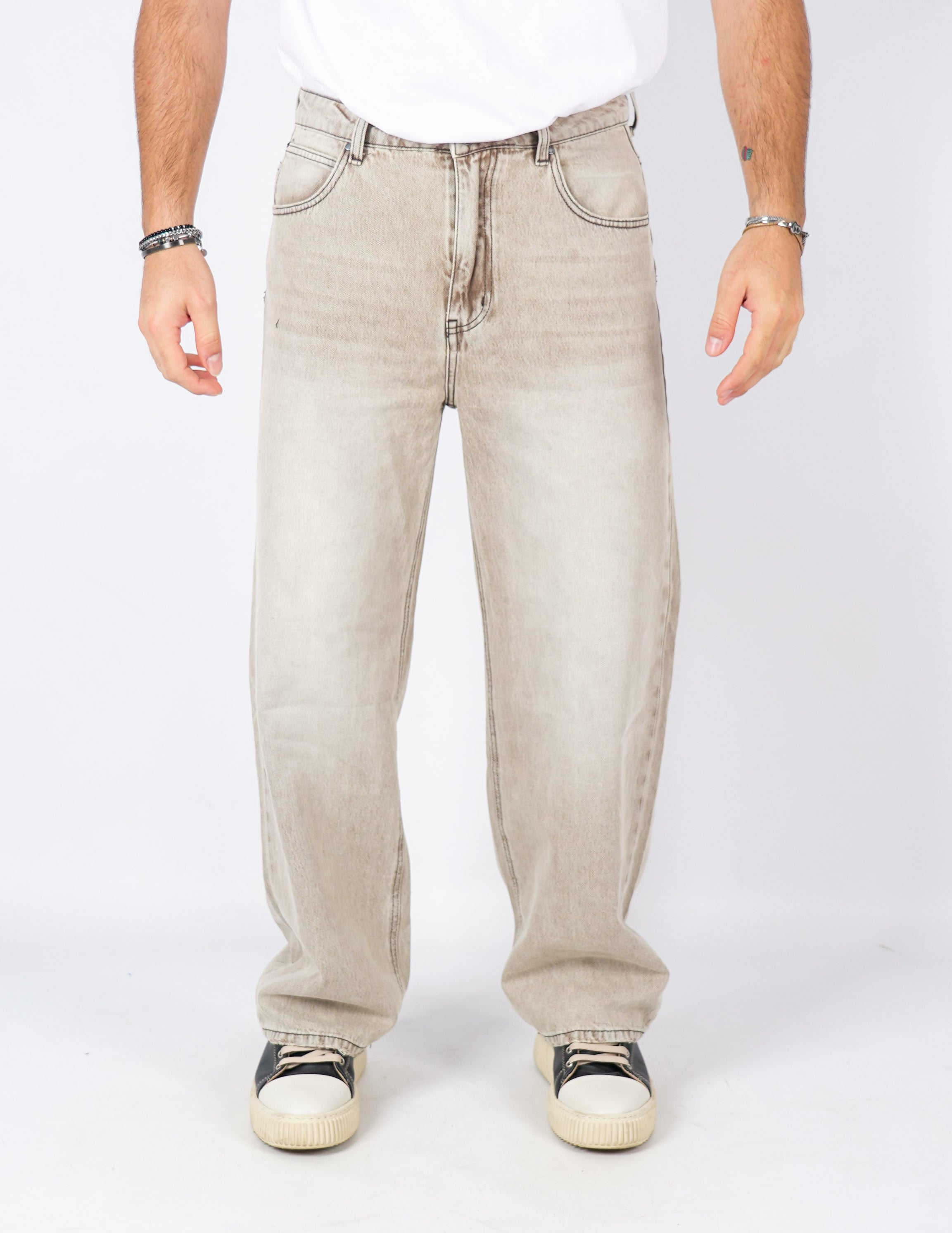 Jeans baggy lavaggio marrone