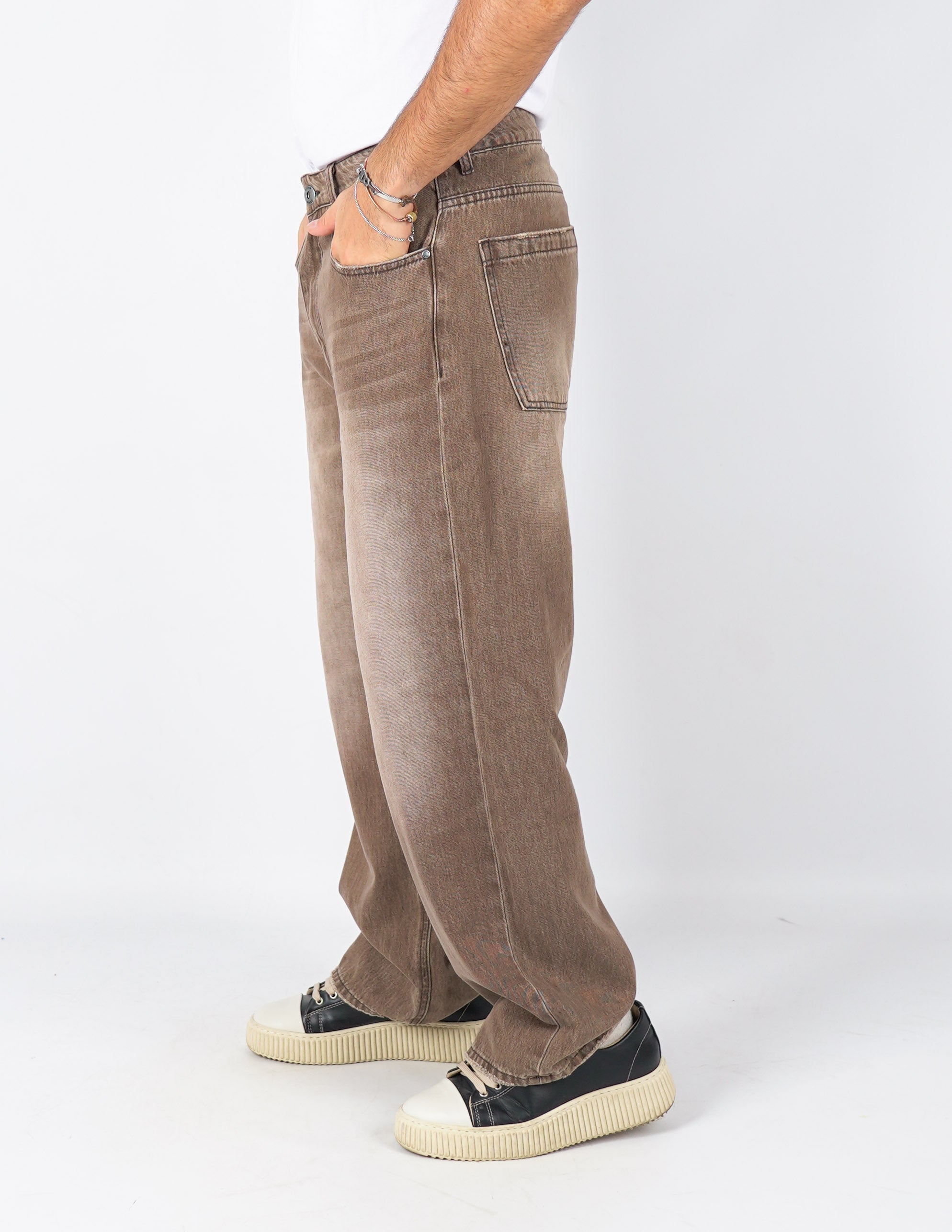 Jeans baggy lavaggio marrone